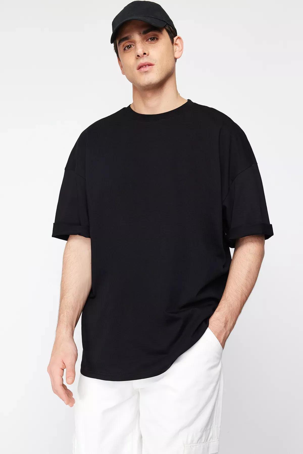 Black Animal Print T-Shirt, , large image number 1