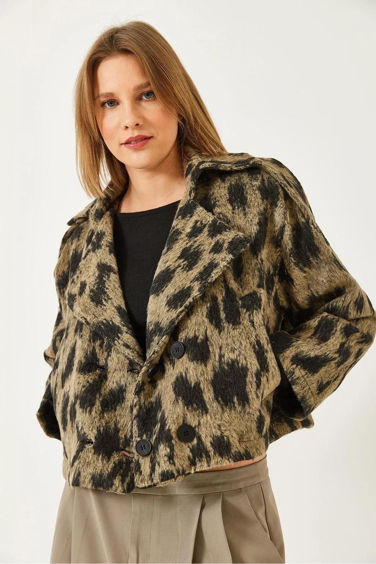 Brown Leopard Print Jacket, Black-Beige, large image number 3