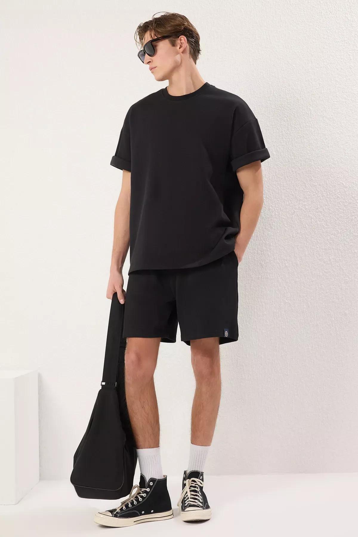 Black Oversized T-Shirt Set, , large image number 0