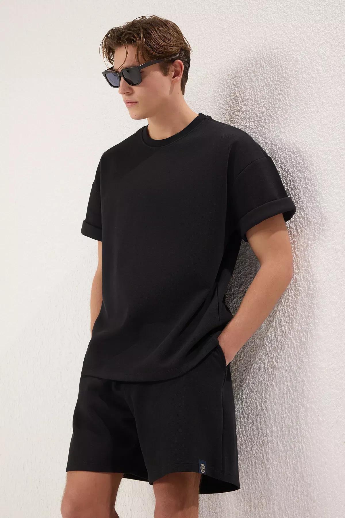 Black Oversized T-Shirt Set, , large image number 2