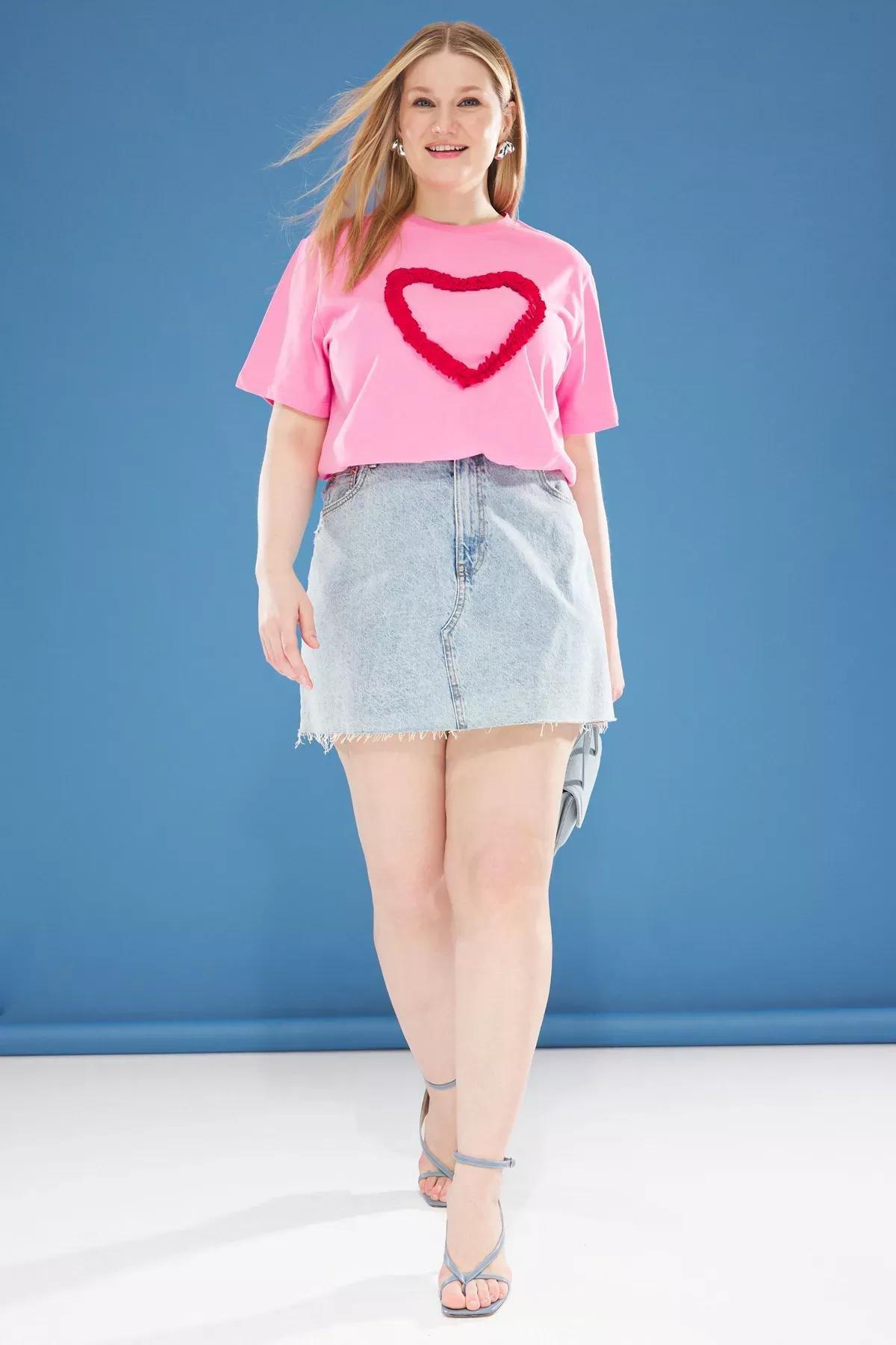 Pink Ruffled Detailed Plus-Size T-Shirt, C101_7329, large image number 1