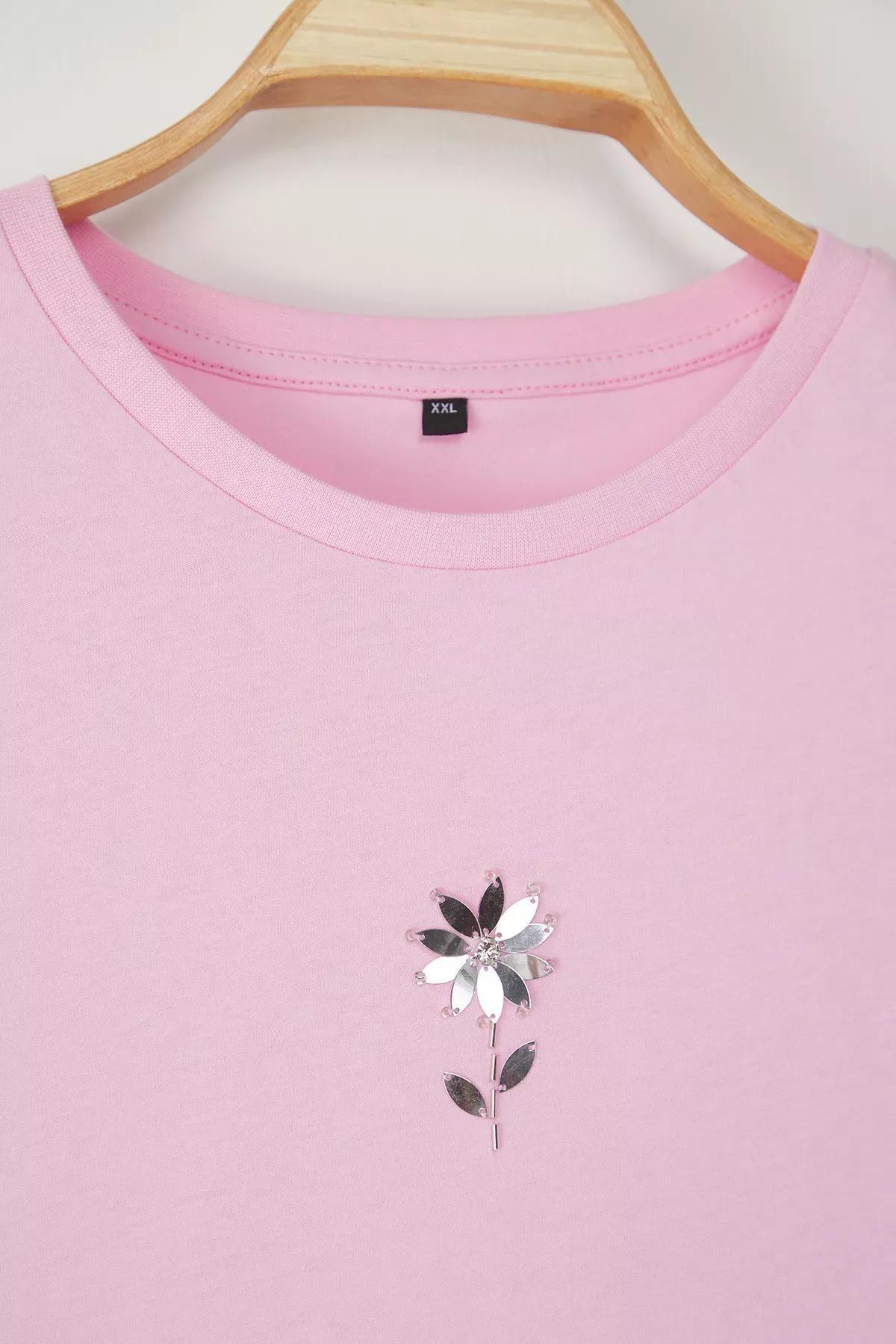 Pink Crew Neck Floral Embroidered Plus-Size T-Shirt, , large image number 1