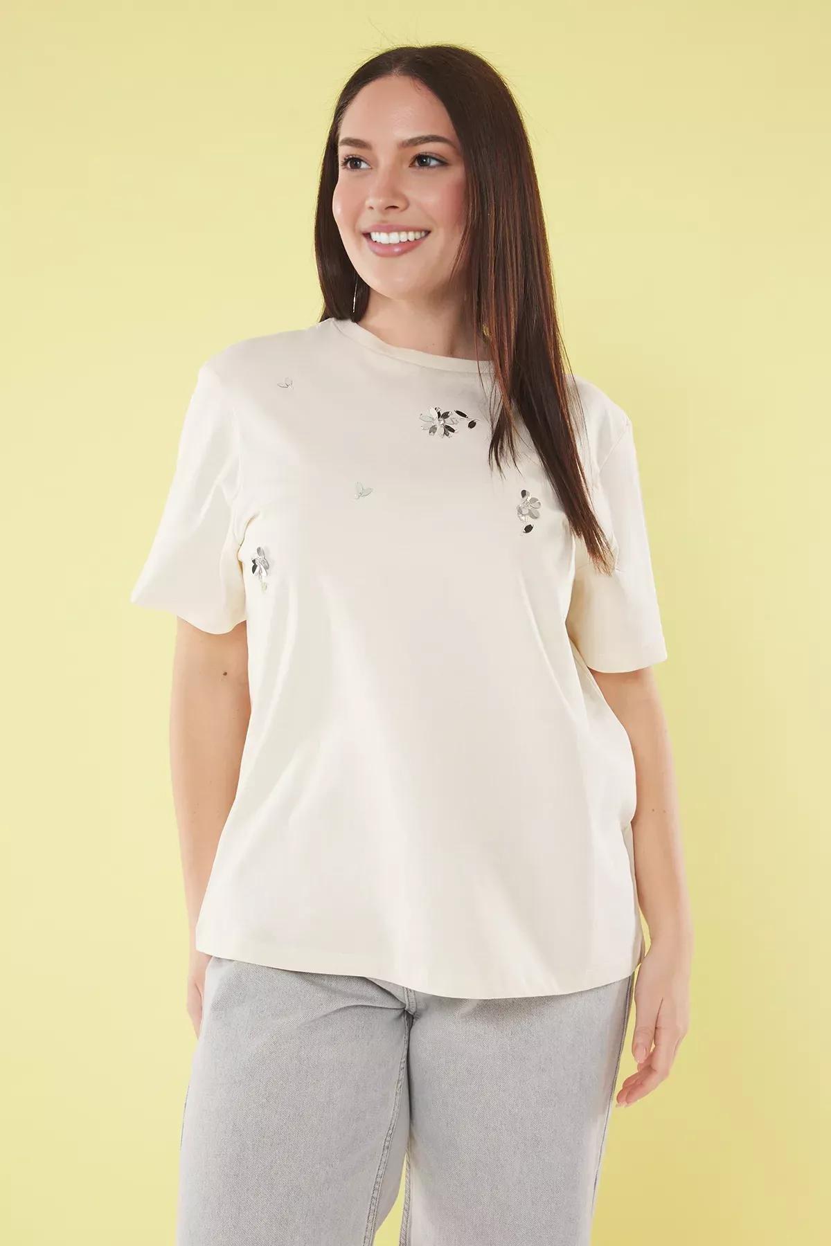Beige Crew Neck Floral Plus-Size T-Shirt, , large image number 1