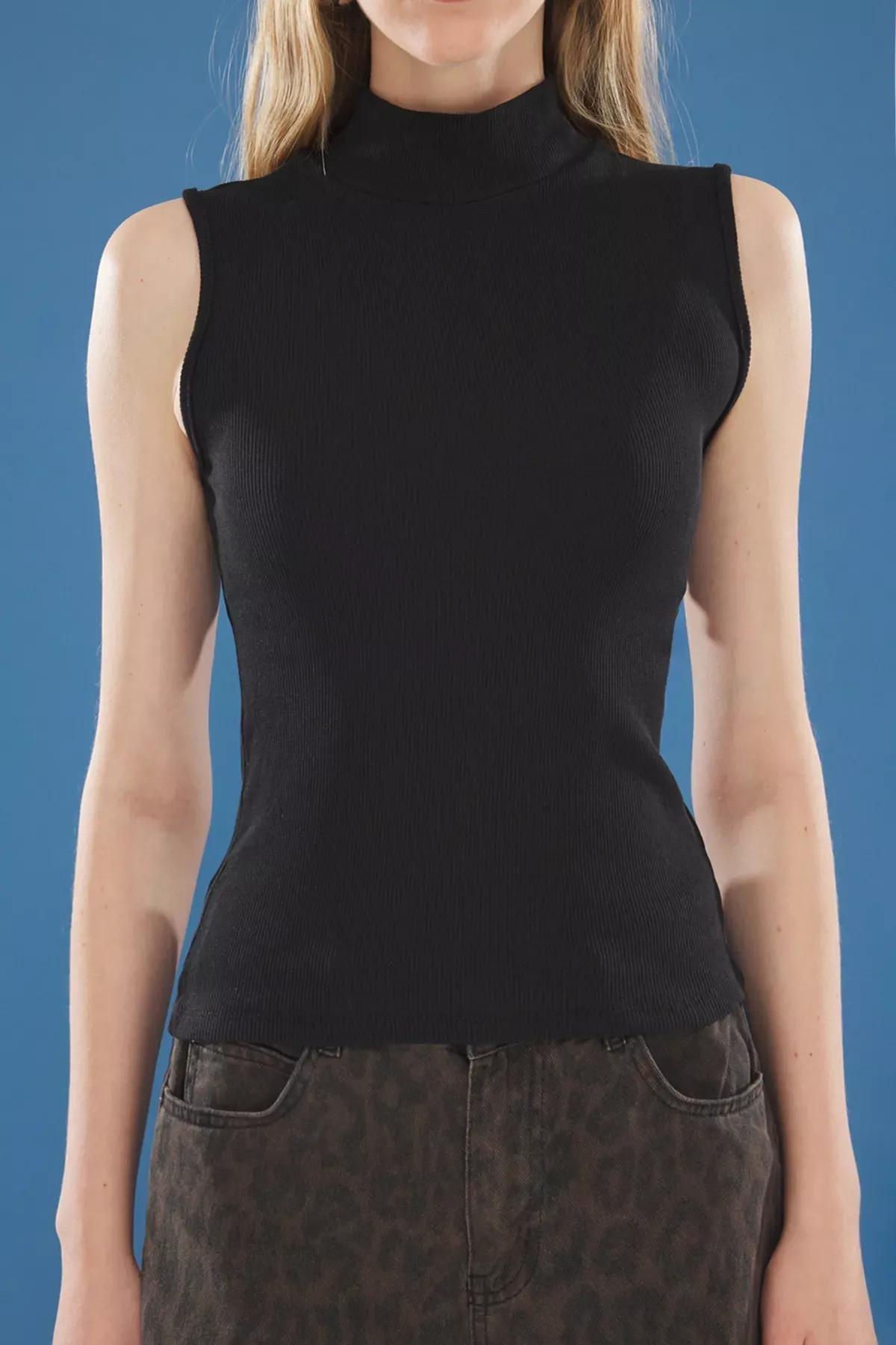 Black Stand Collar Knit Blouse, , large image number 2