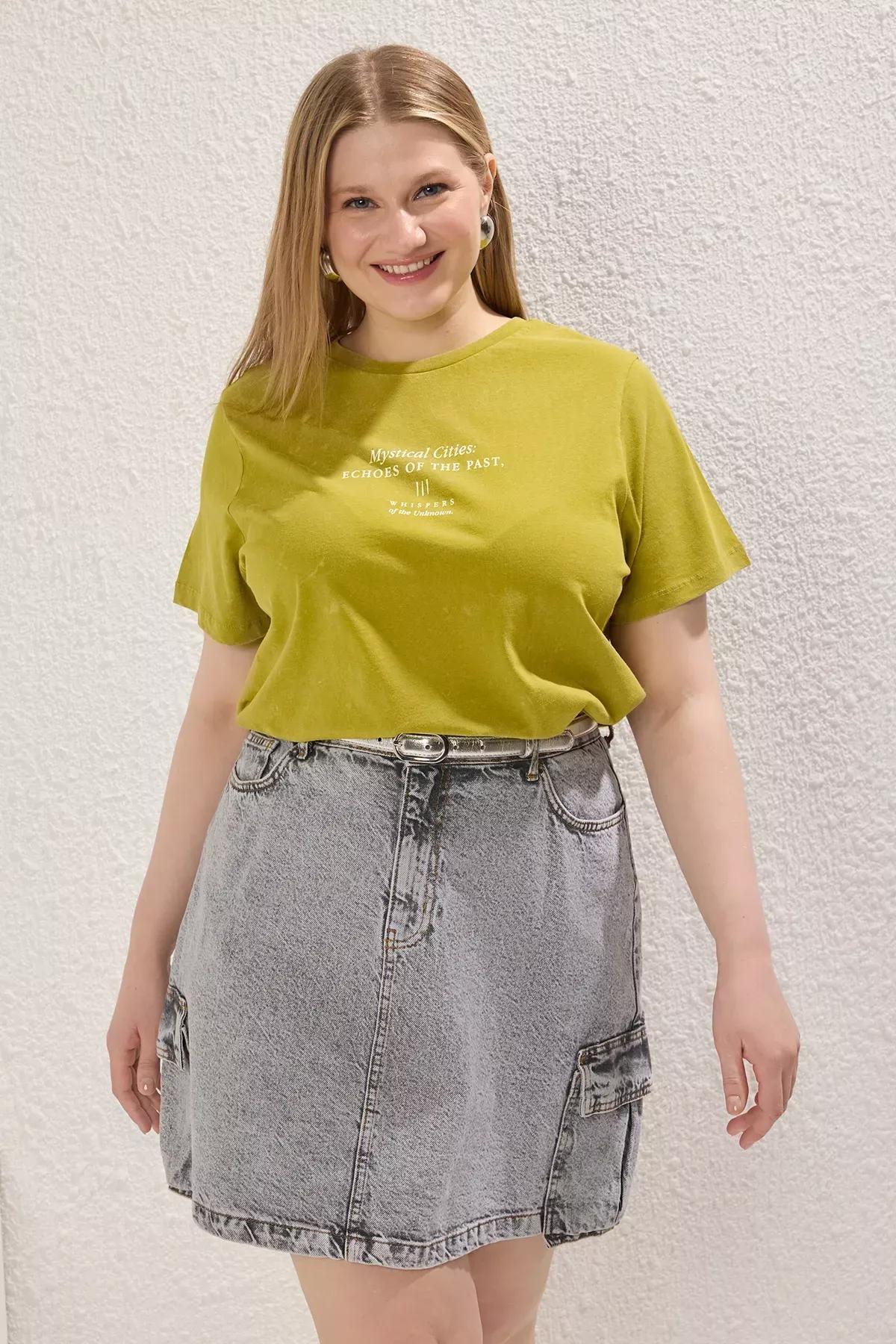 Green Printed Knitted Plus-Size T-Shirt, , large image number 1
