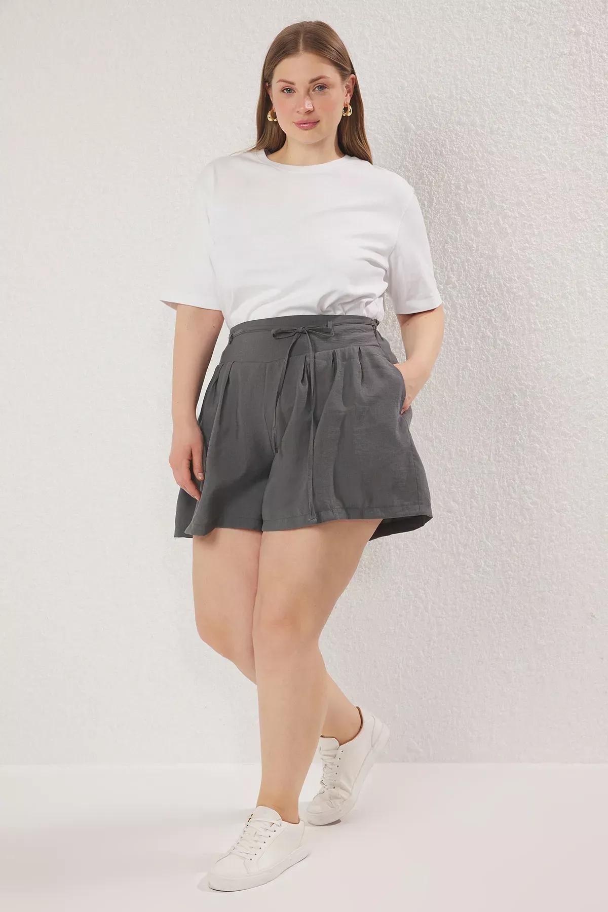 Grey Laced Pleated High Waist Wide Leg Woven Shorts, , large image number 1