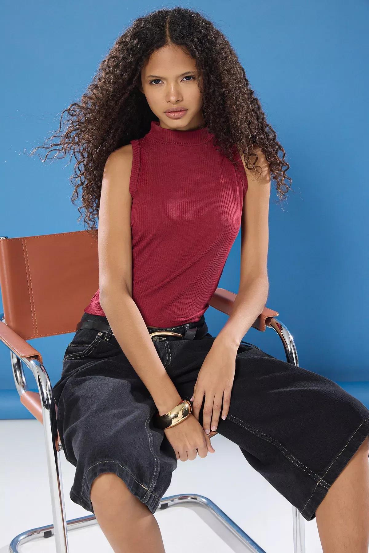 Burgundy Stand Collar Knit Blouse, , large image number 0