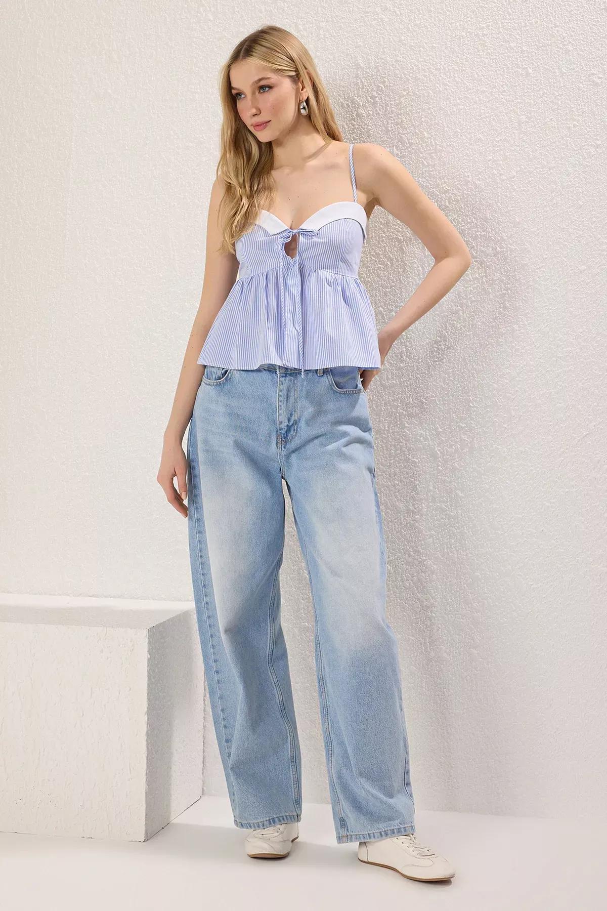 Blue Strappy Woven Blouse, Blue, large image number 1