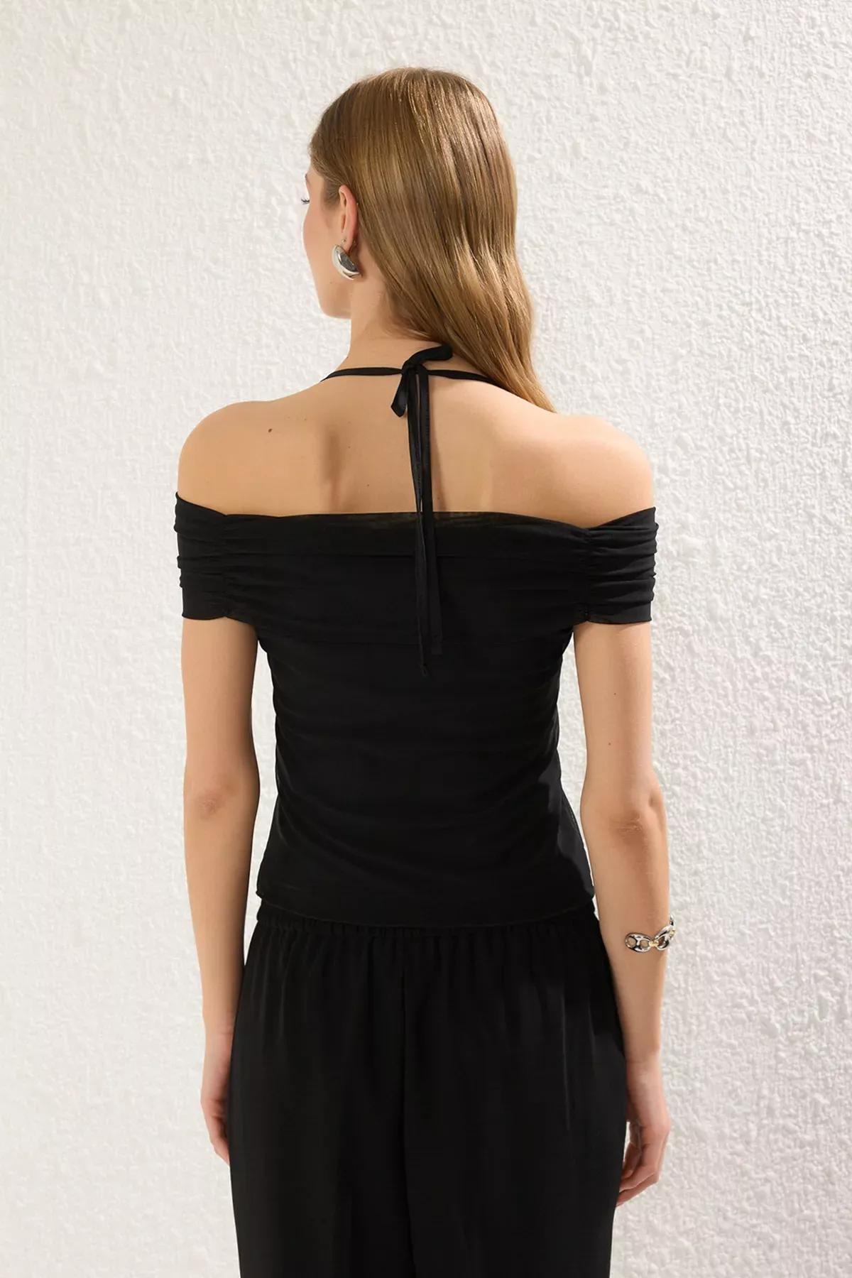 Black Tie Madonna Collar Blouse, , large image number 3