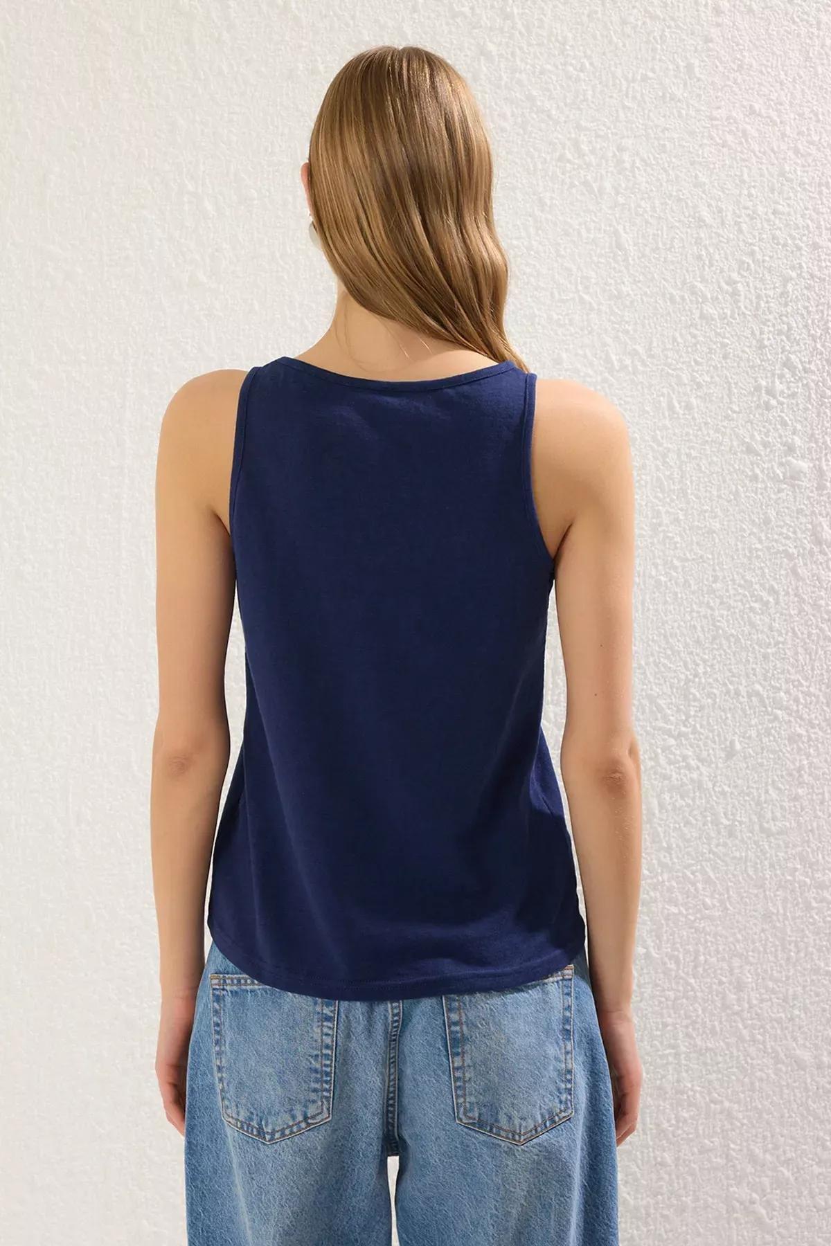 Blue Linen Pool Collar Undershirt, , large image number 3