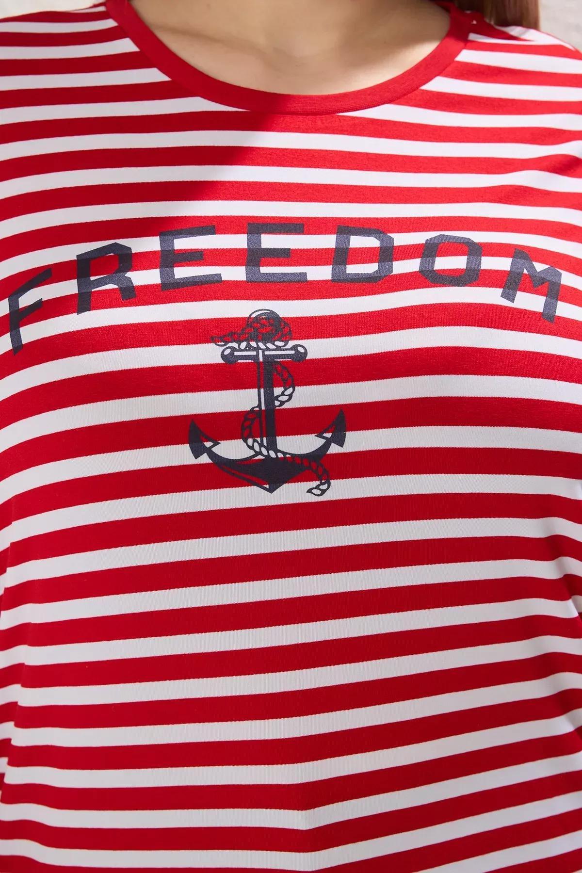 Red Striped Printed Plus-Size T-Shirt, , large image number 2