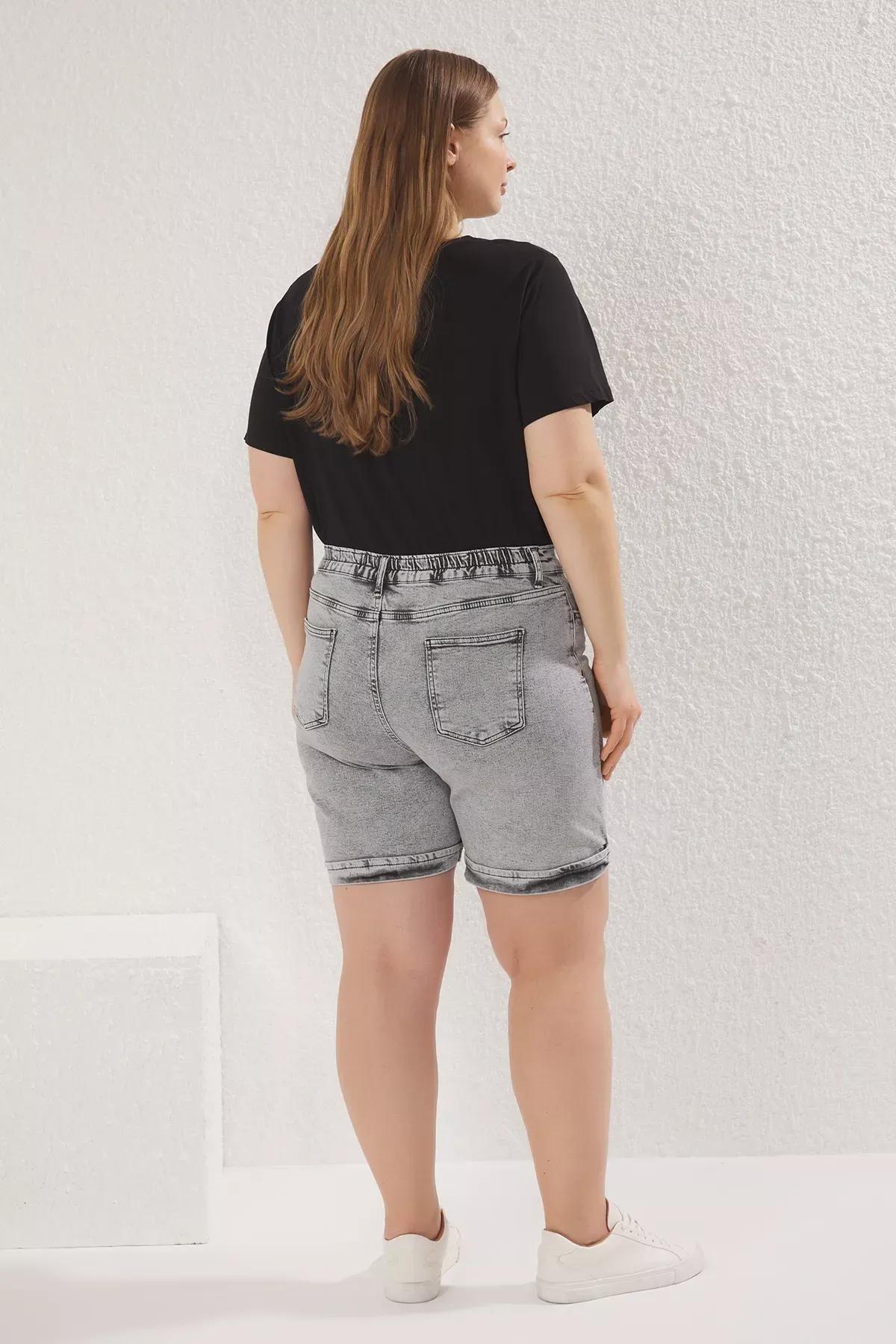 Grey High Waist Denim Plus-Size Shorts, , large image number 3