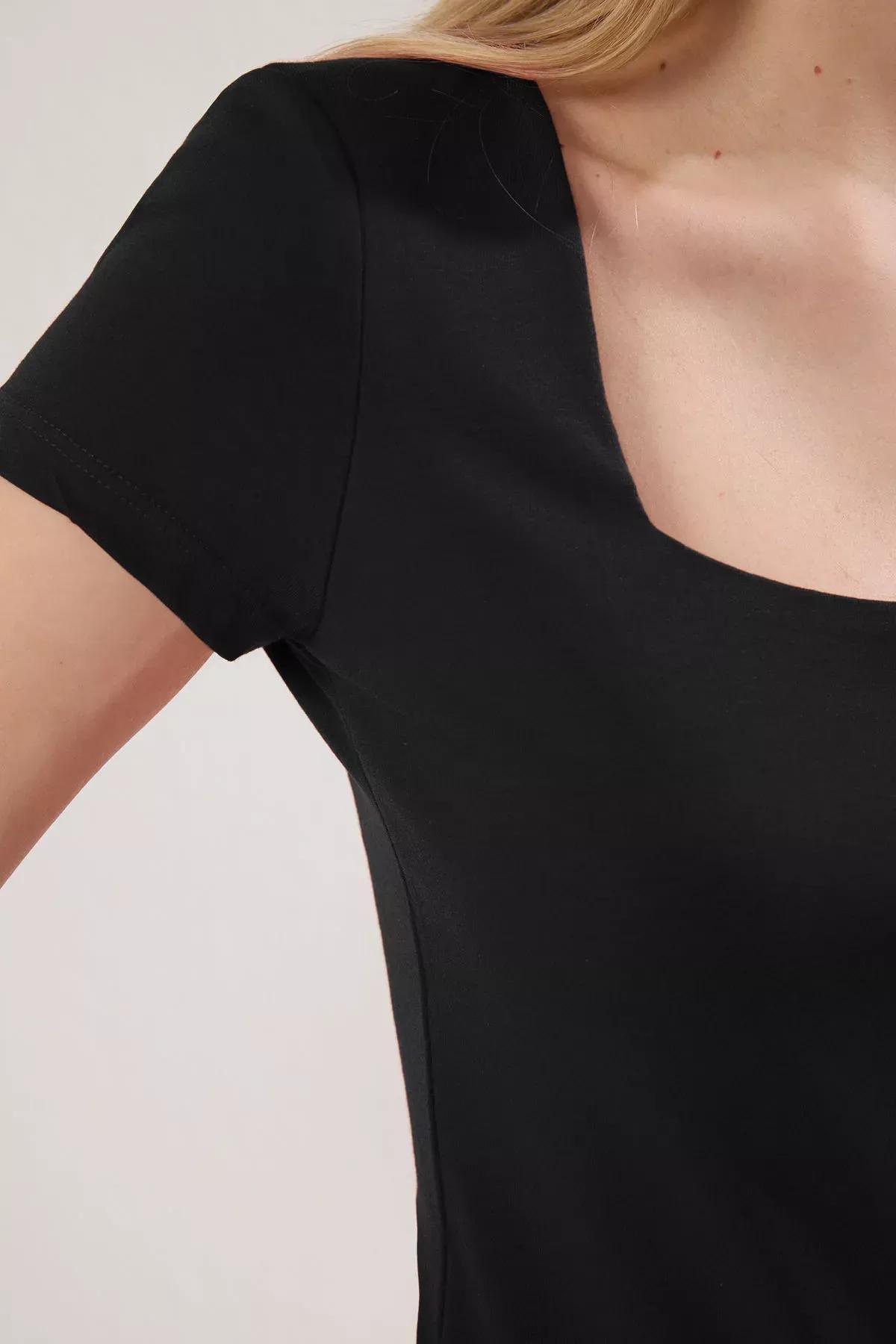 Black Square Neck Smoothing Knit Blouse, , large image number 2