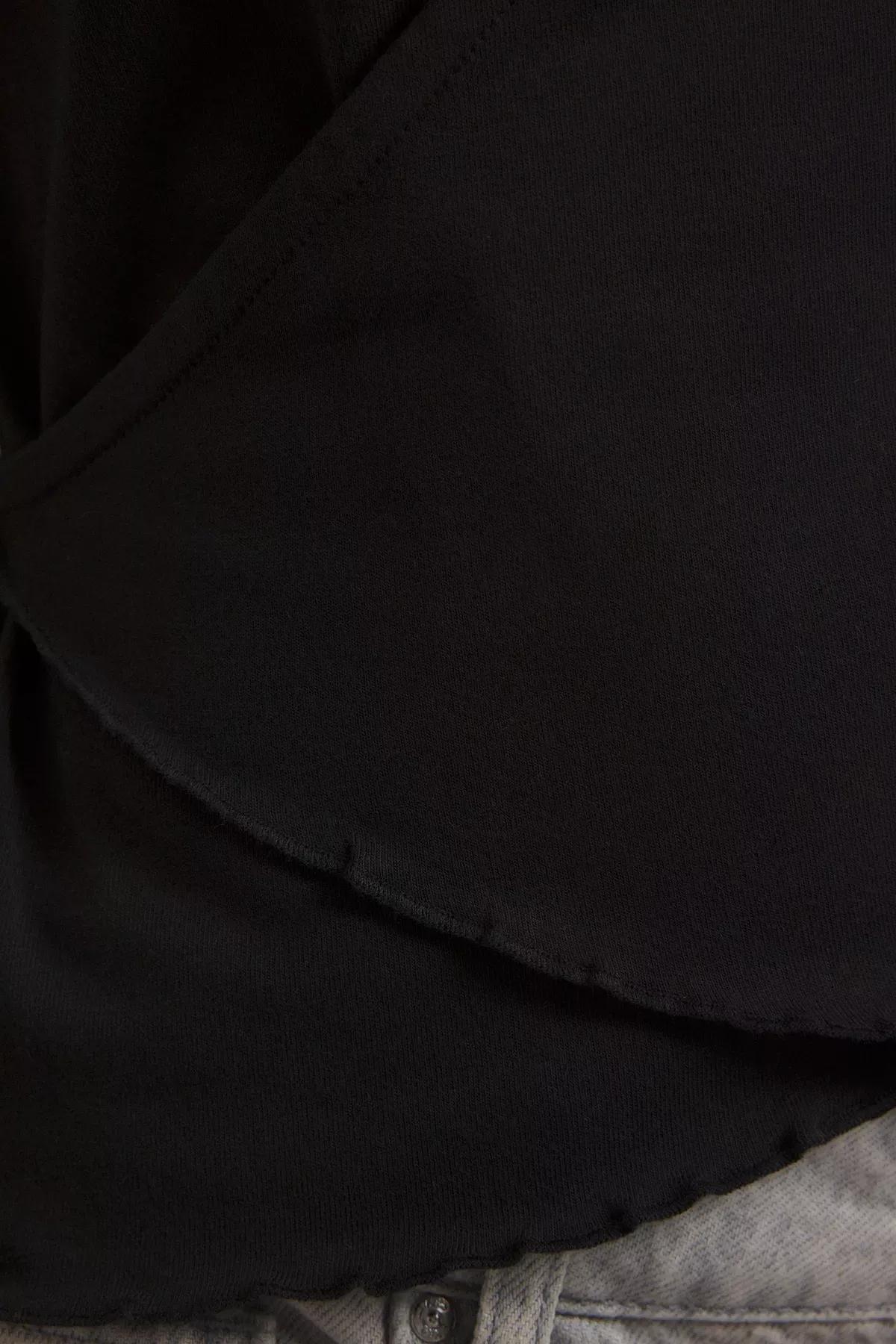 Black Tie Detail Wrap-around Knit Blouse, , large image number 2