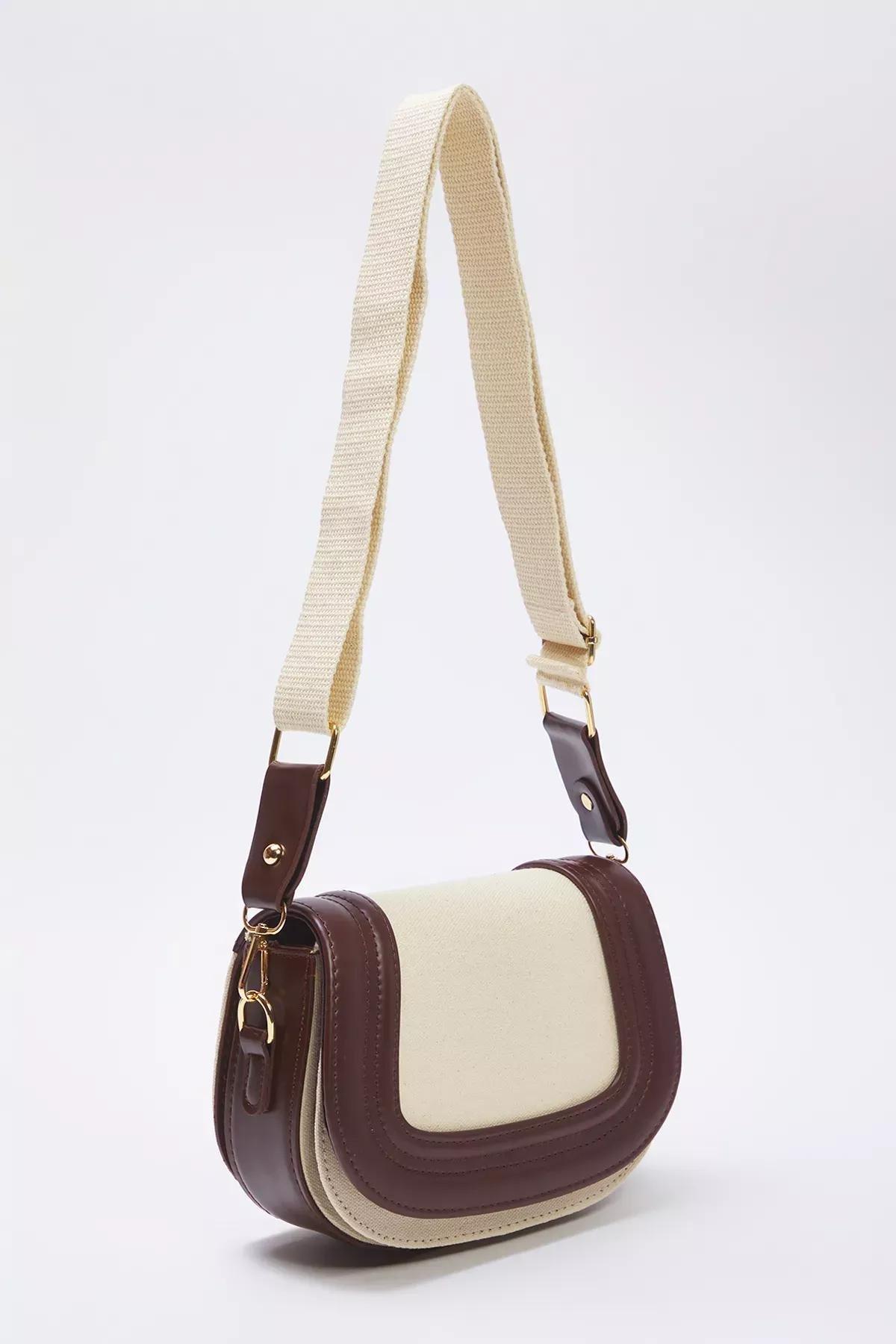 Beige Leather Snap Crossbody Bag, Ecru, large image number 3