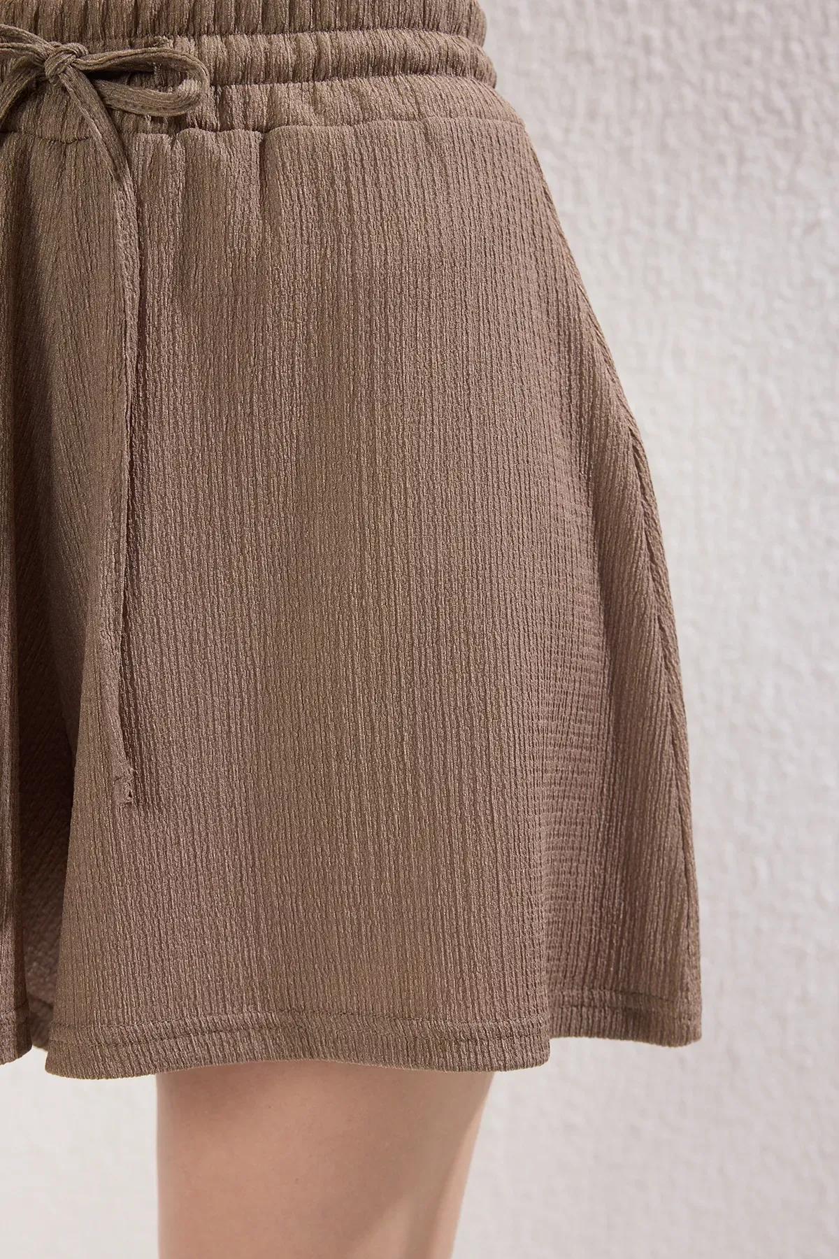 Black Brown Crepe Knit Shorts, , large image number 2