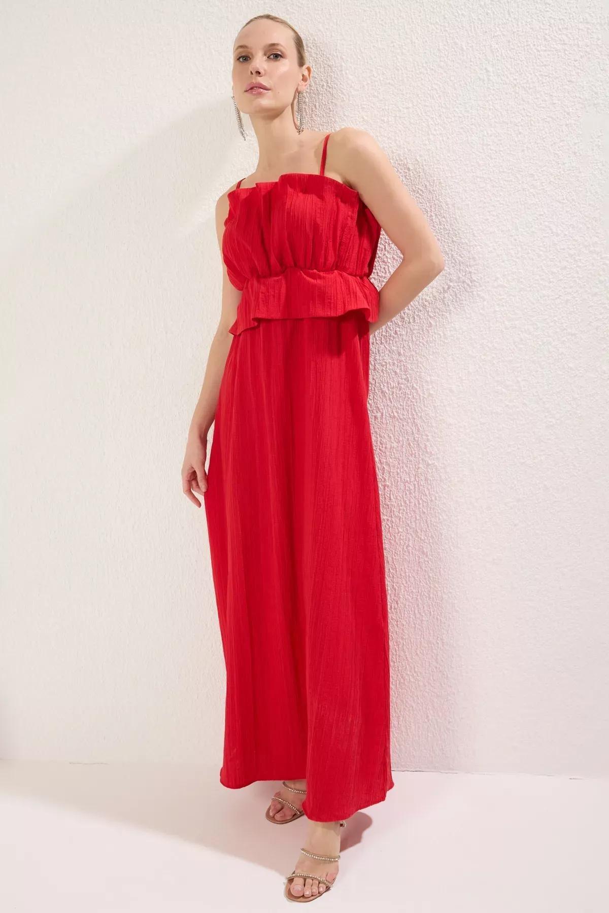 Red A-Line Lace Maxi Occasionwear Dress, Red, large image number 1