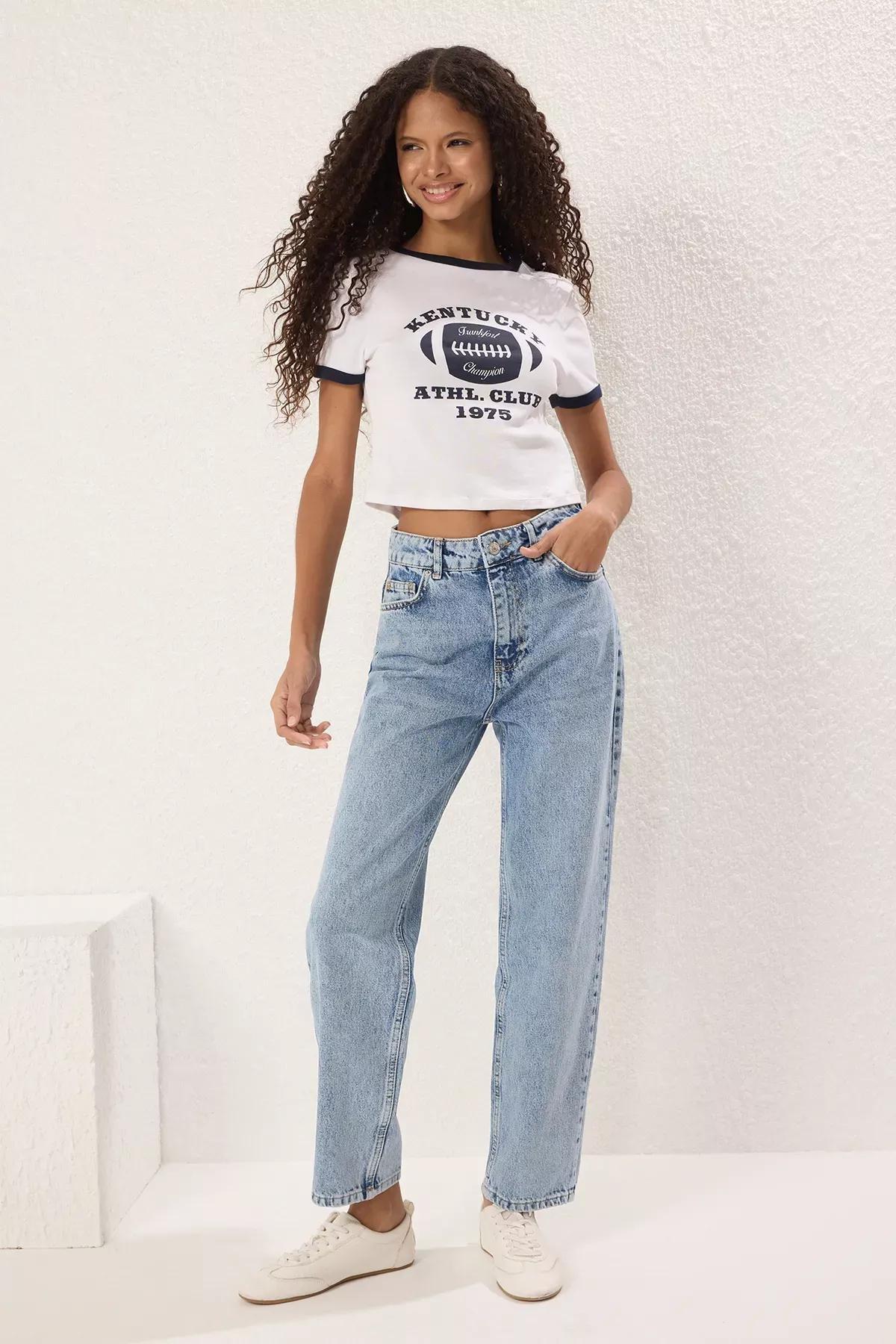 Blue High-Waist Mom Jeans, , large image number 0