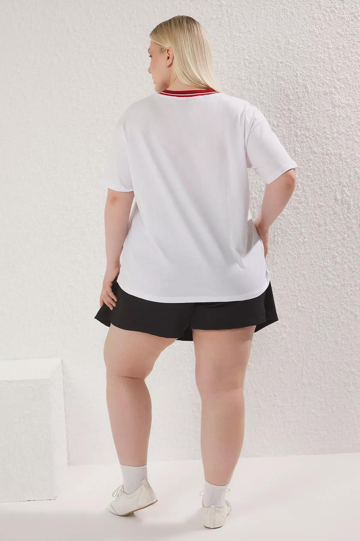 Red V Neck Knit T-shirt, Red, large image number 3