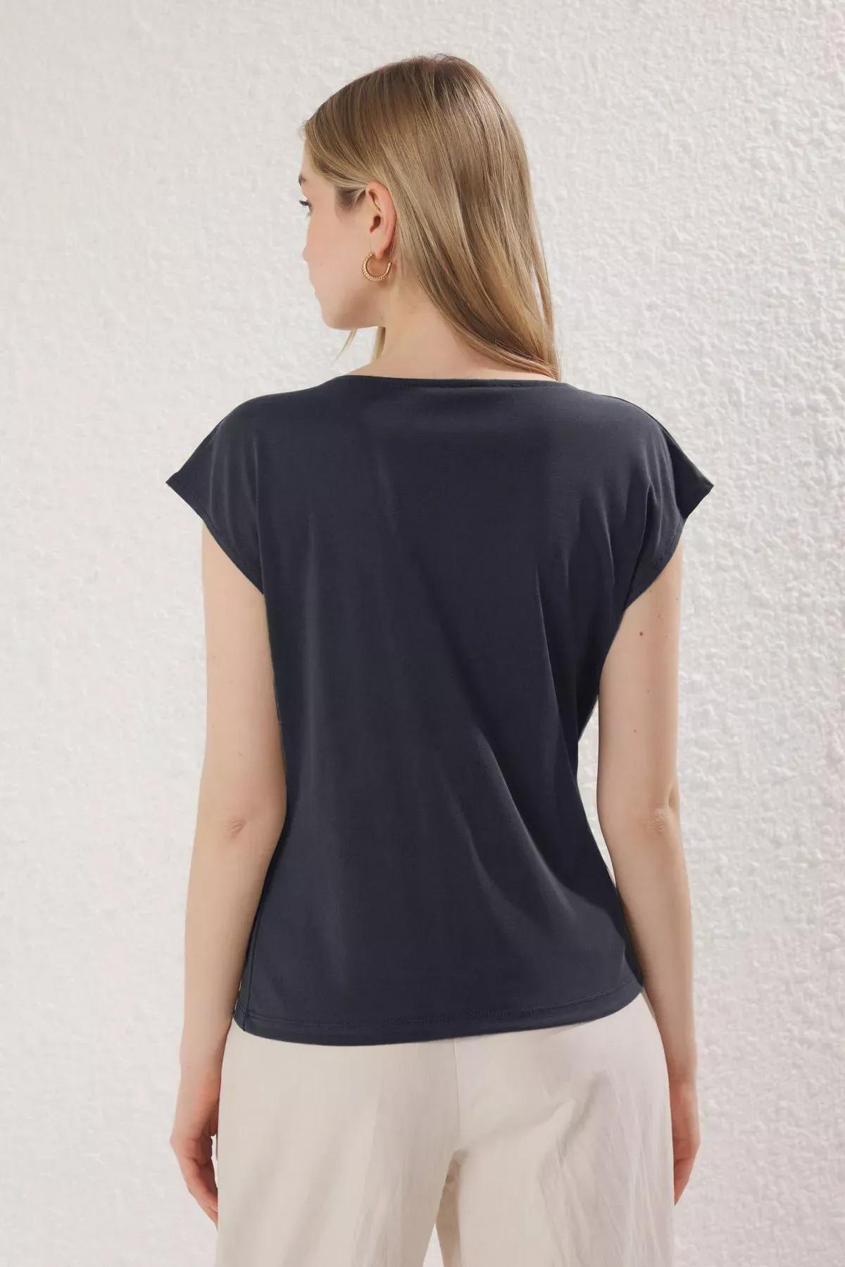 Grey V-Neck Twist Blouse, , large image number 3