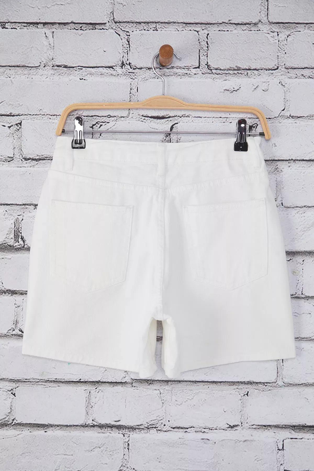 White High Waist City Shorts, White, large image number 6