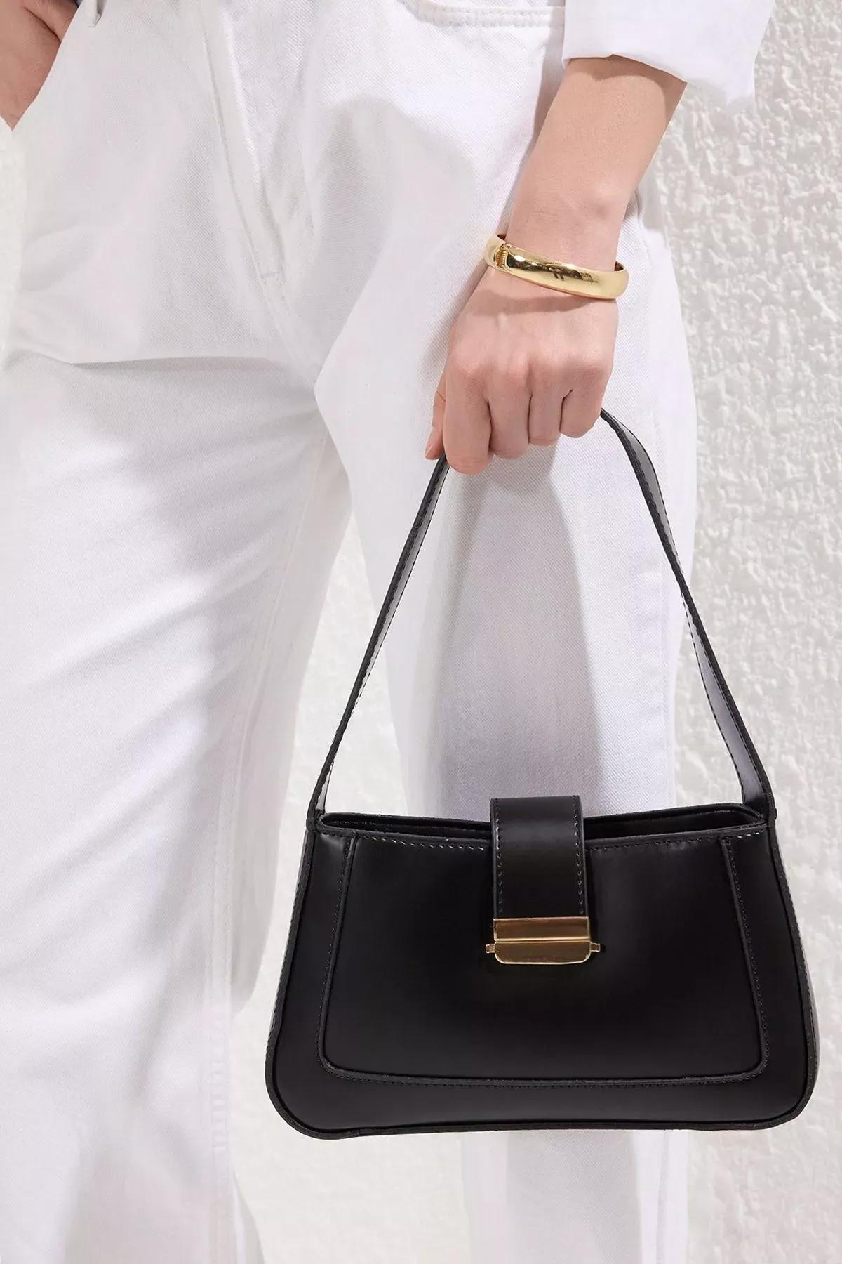 Black Metal Buckle Detailed Shoulder Bag, BLACK, large image number 0