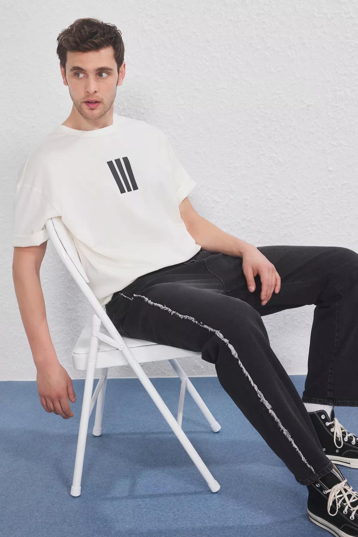 Beige Black Oversize Cut T-Shirt, Ecru-Black, large image number 2