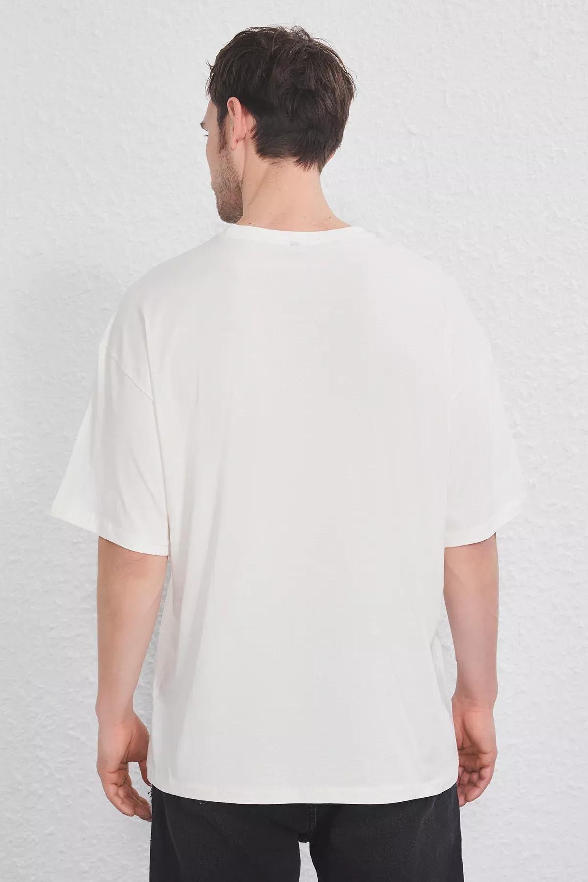 Beige Black Oversize Cut T-Shirt, Ecru-Black, large image number 3
