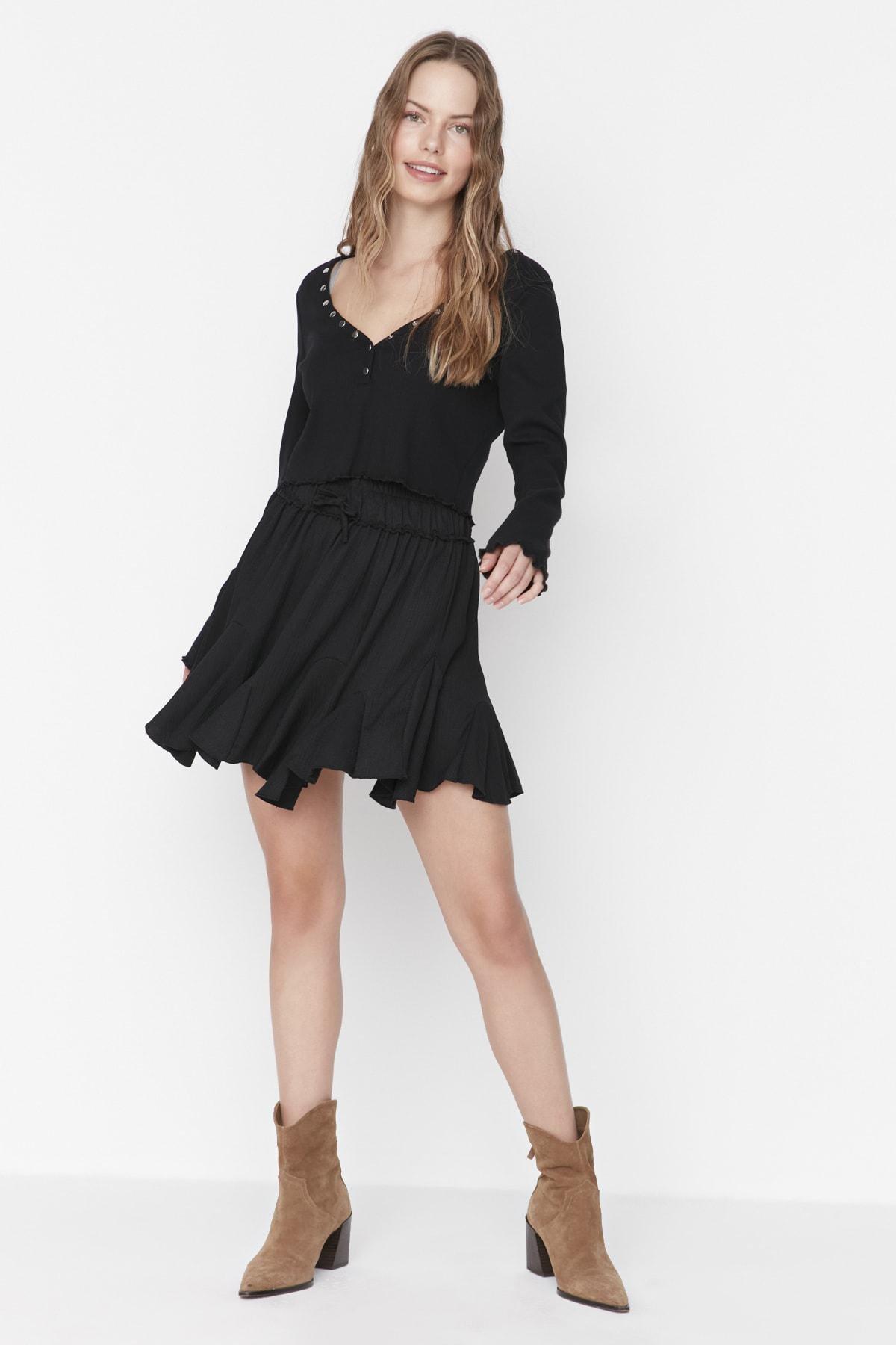 Trendyol - Black Mini Flared Skirt