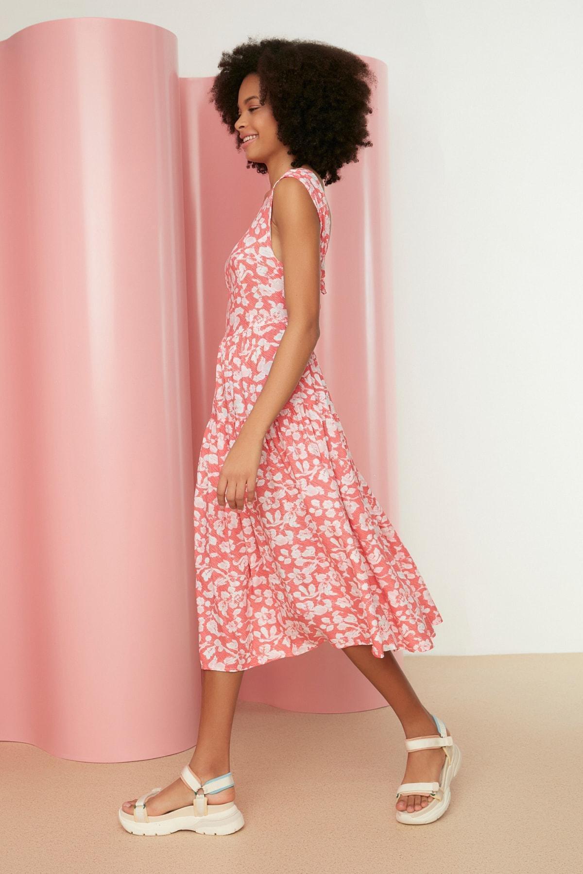 Red Floral Skater Dress, , large image number 3