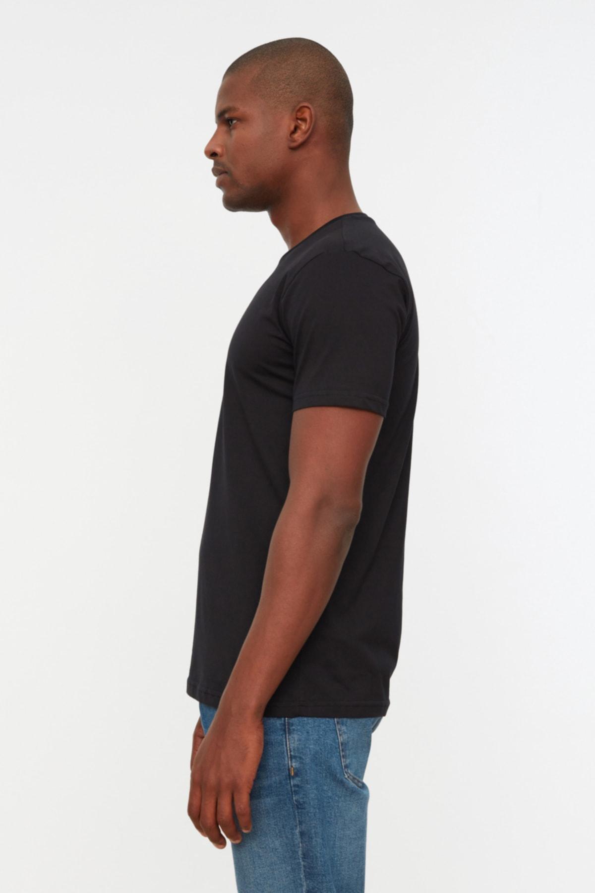 Black Regular Crew Neck Tshirt, , large image number 2