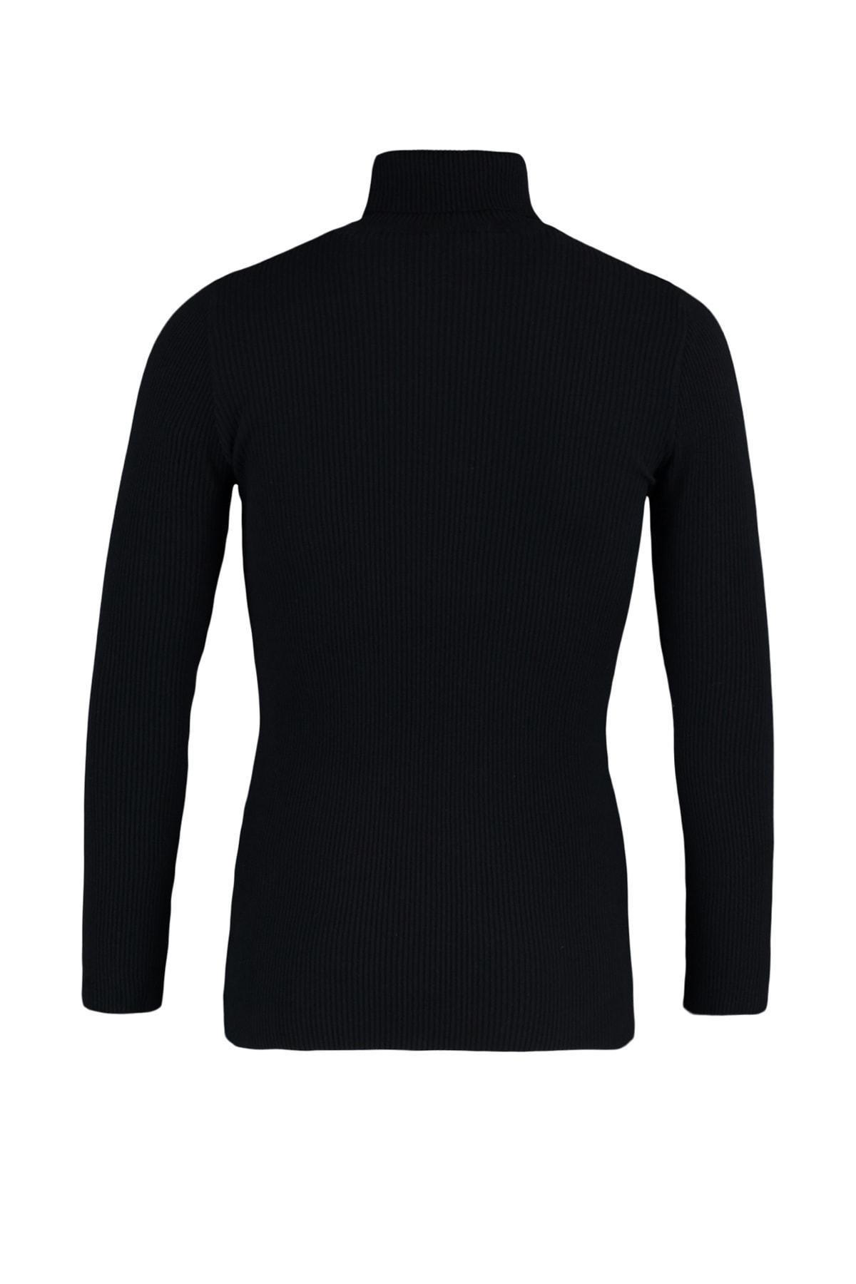 Black Turtleneck Sweater, Black, large image number 5