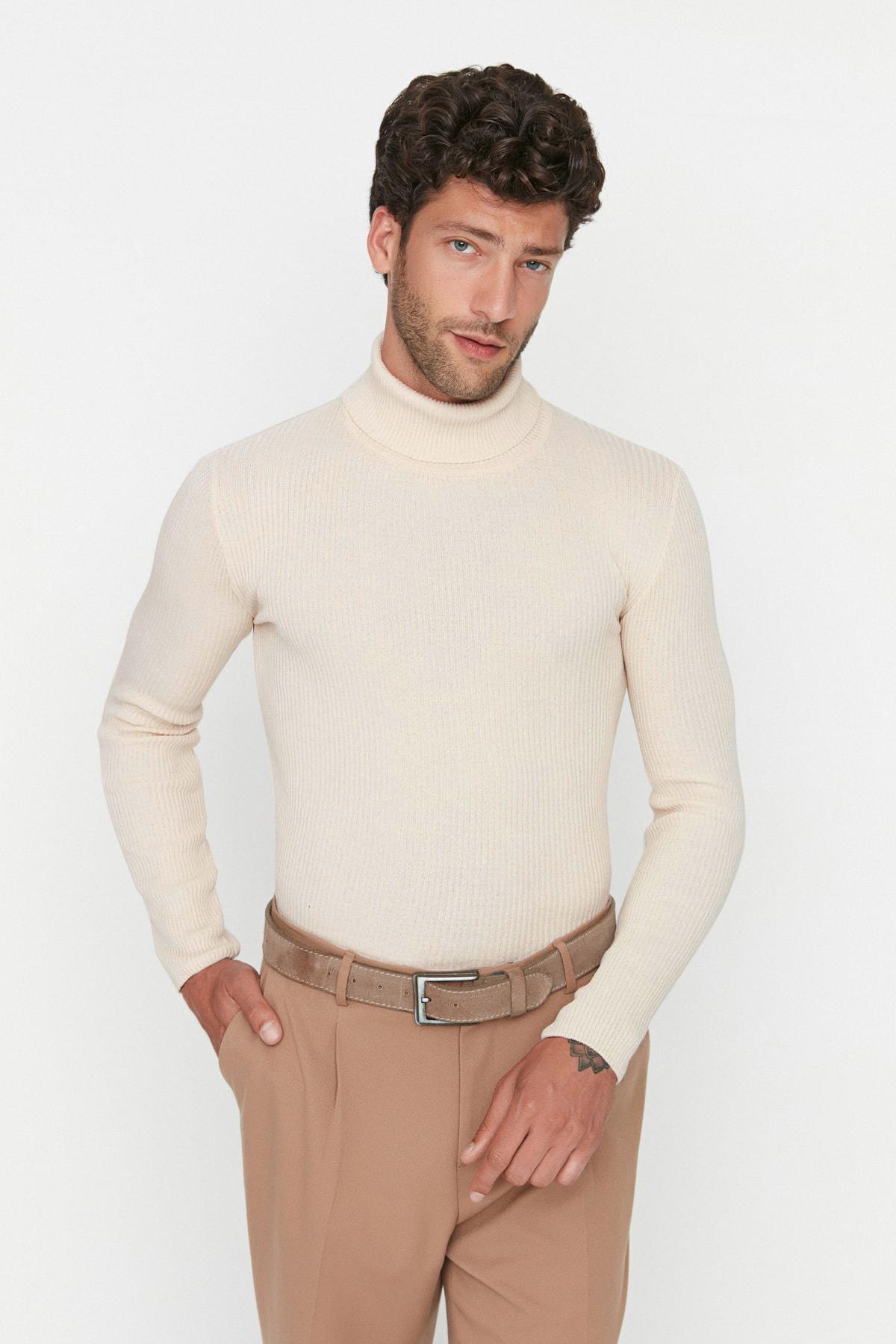 White Fitted Turtleneck Sweater, , large image number 1