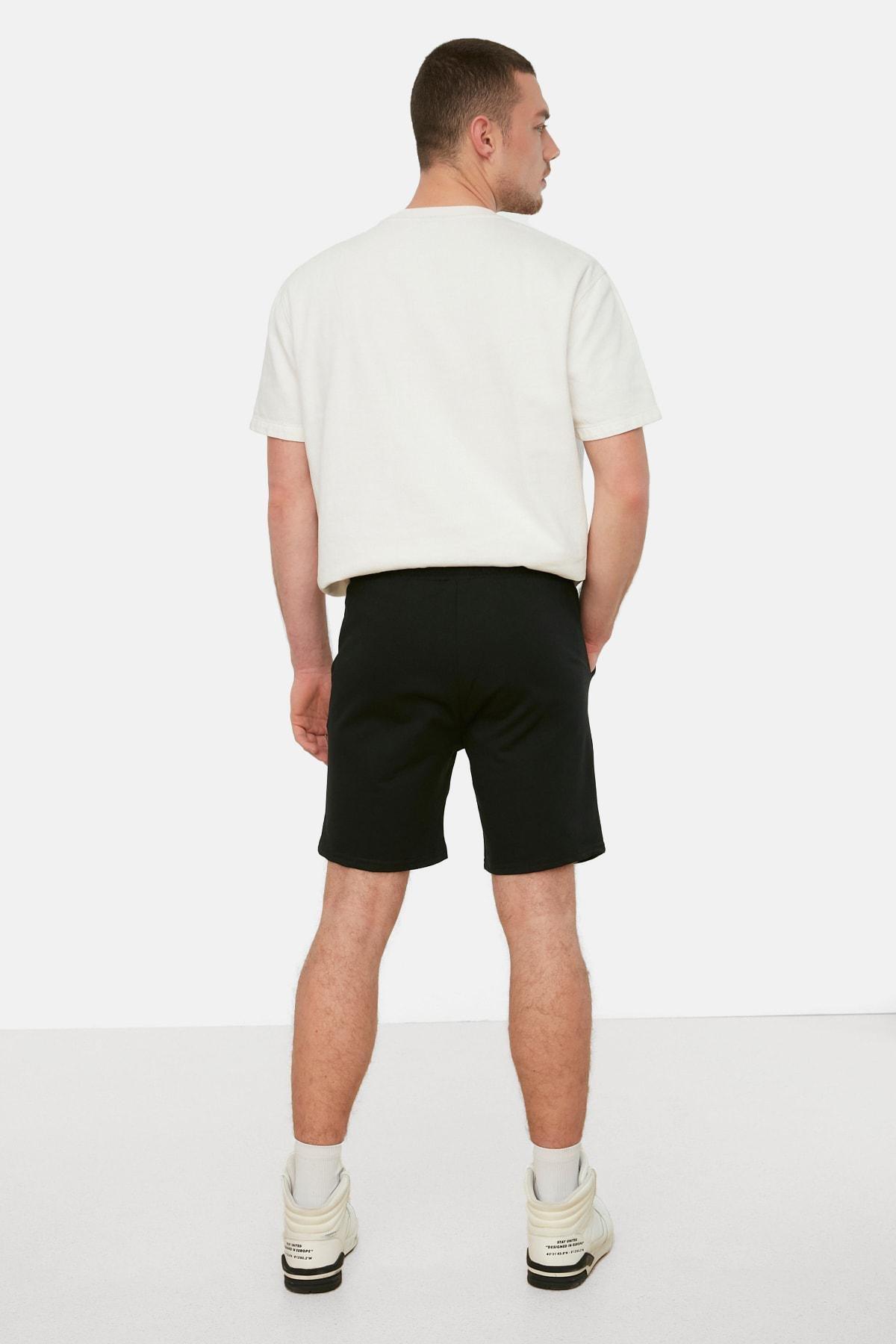 Trendyol - Black Printed Mid-Waist Shorts