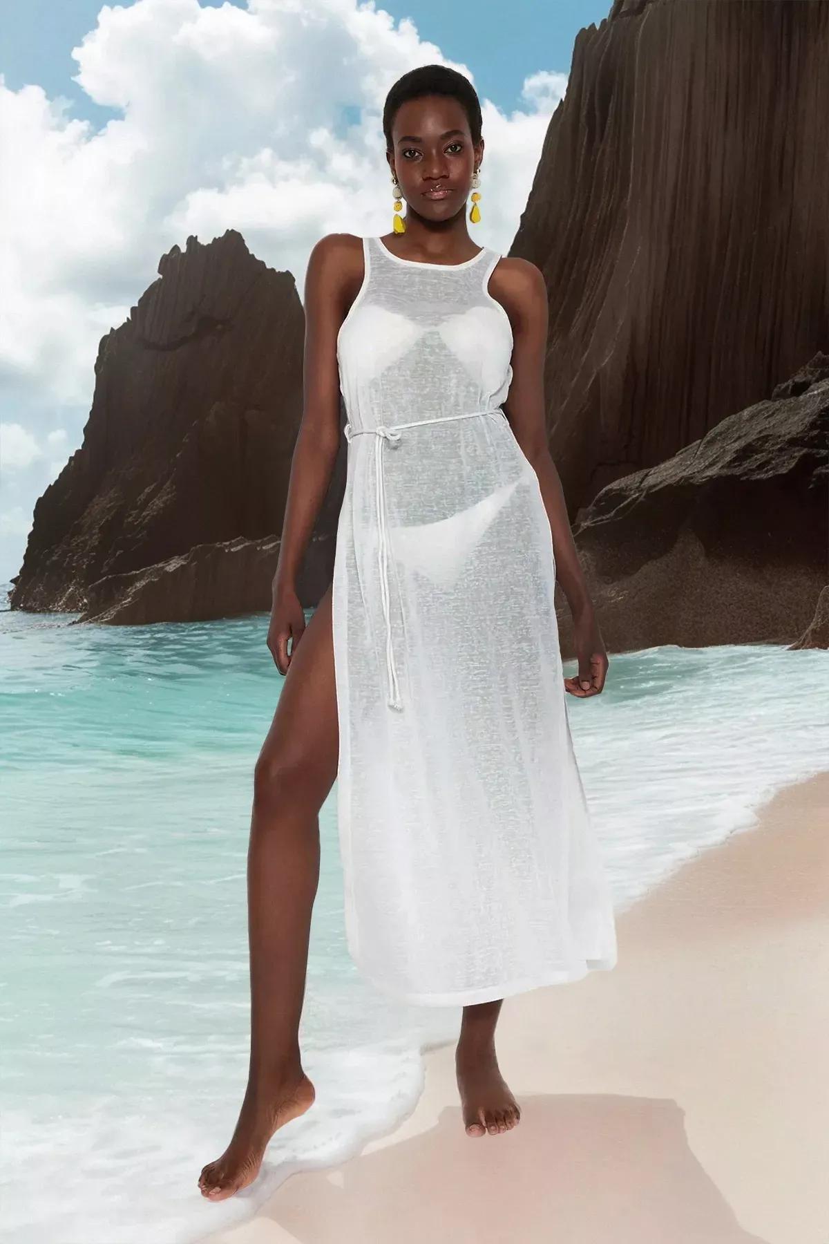 فستان بقصة ضيقة وفتحة رقبة V، أبيض, Ecru, large image number 1