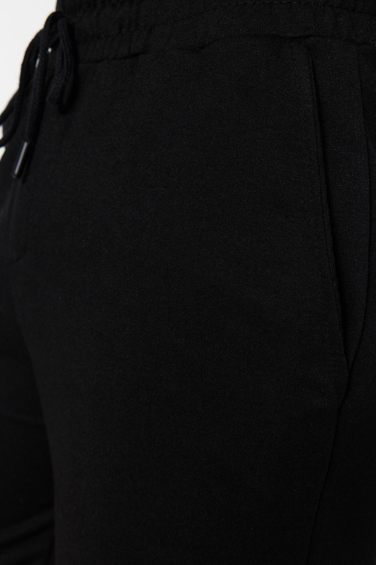 Black Mid-Waist Shorts, Set Of 2, , large image number 8