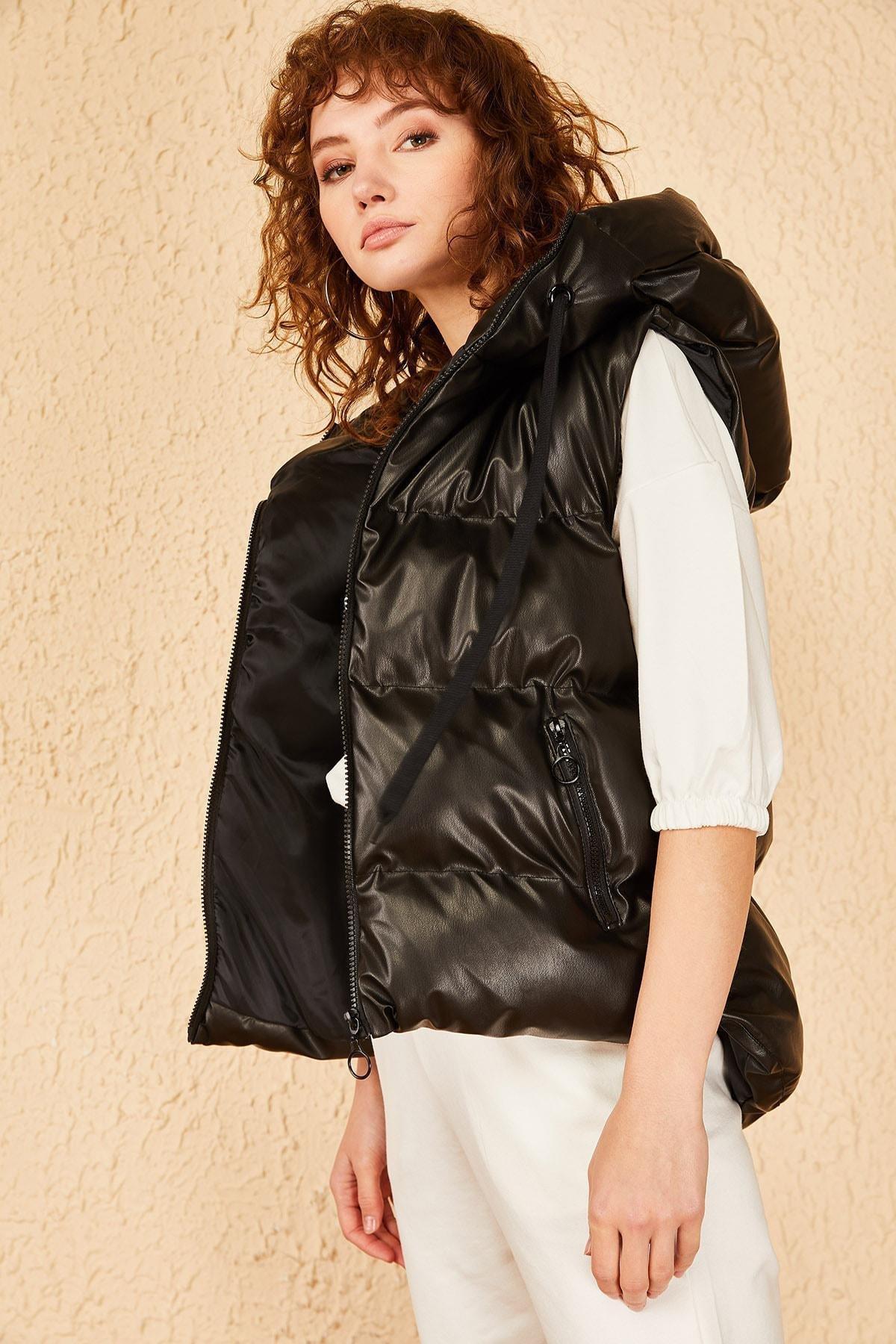Black Hooded Puffer Jacket, , large image number 3