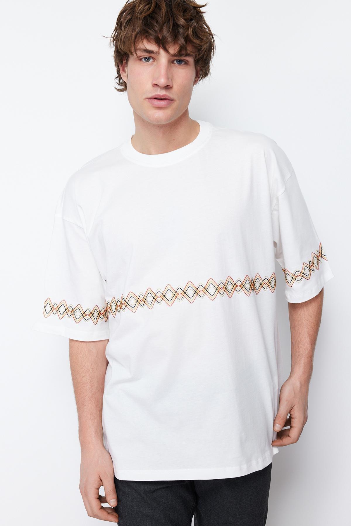 White Oversize Crew Neck T-Shirt, White, large image number 1