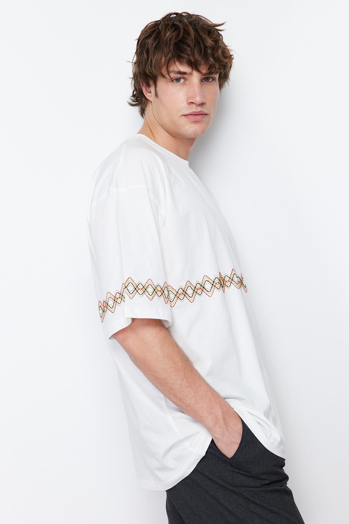 White Oversize Crew Neck T-Shirt, White, large image number 2