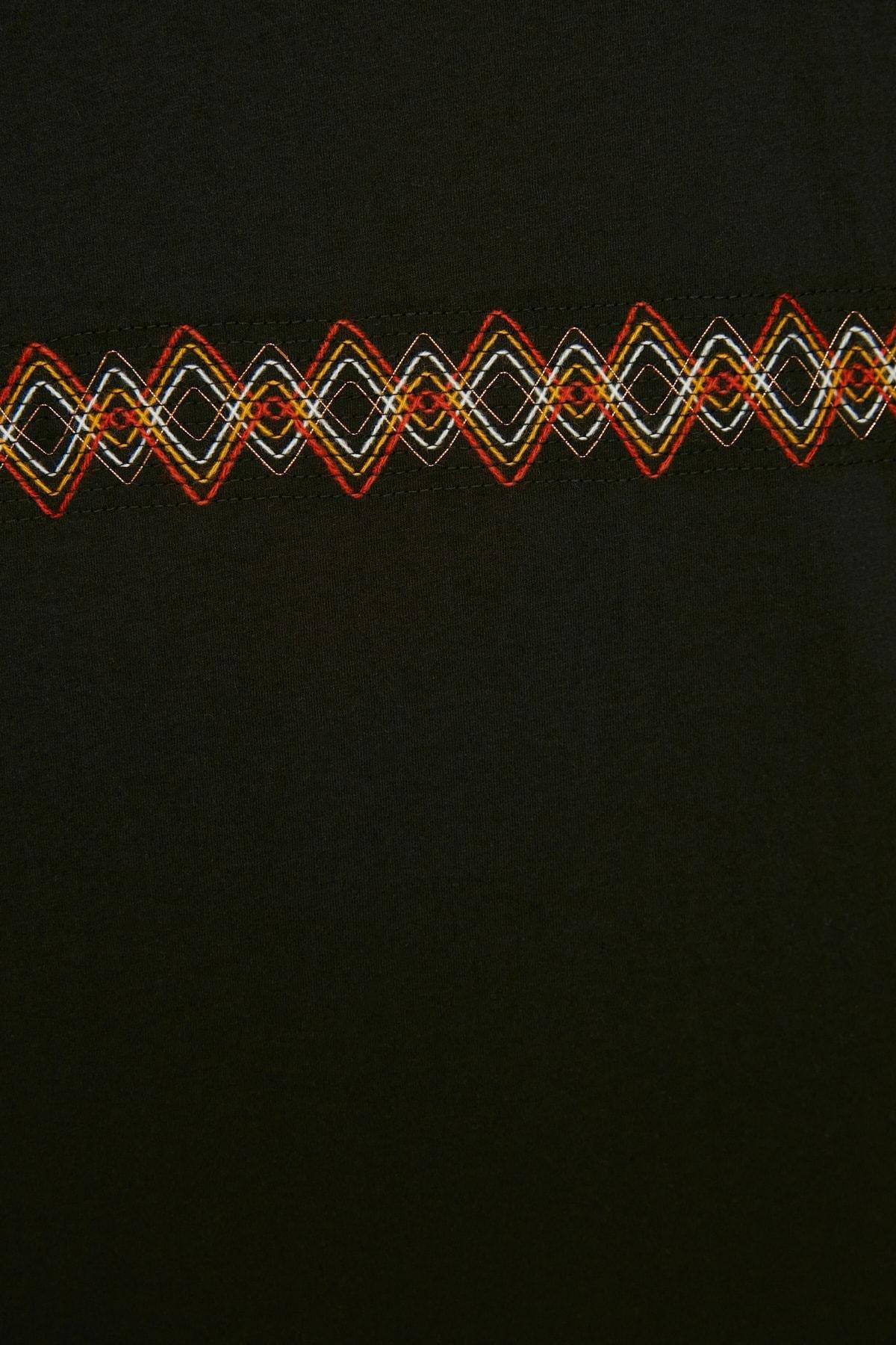 Black Oversize Crew Neck Tshirt, , large image number 2