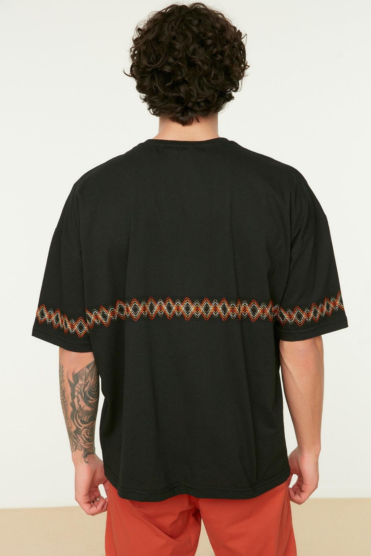 Black Oversize Crew Neck Tshirt, , large image number 3