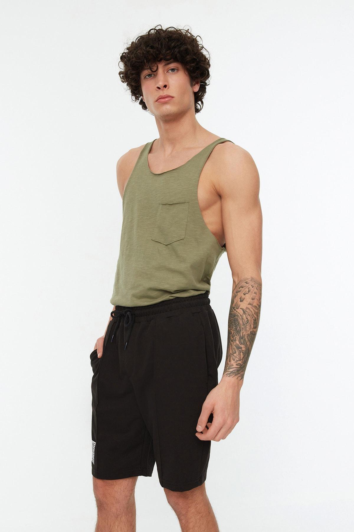 Black Printed Mid Waist Shorts, , large image number 2