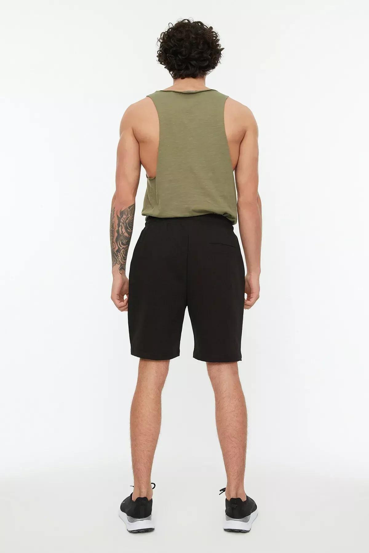 Black Printed Mid Waist Shorts, , large image number 5