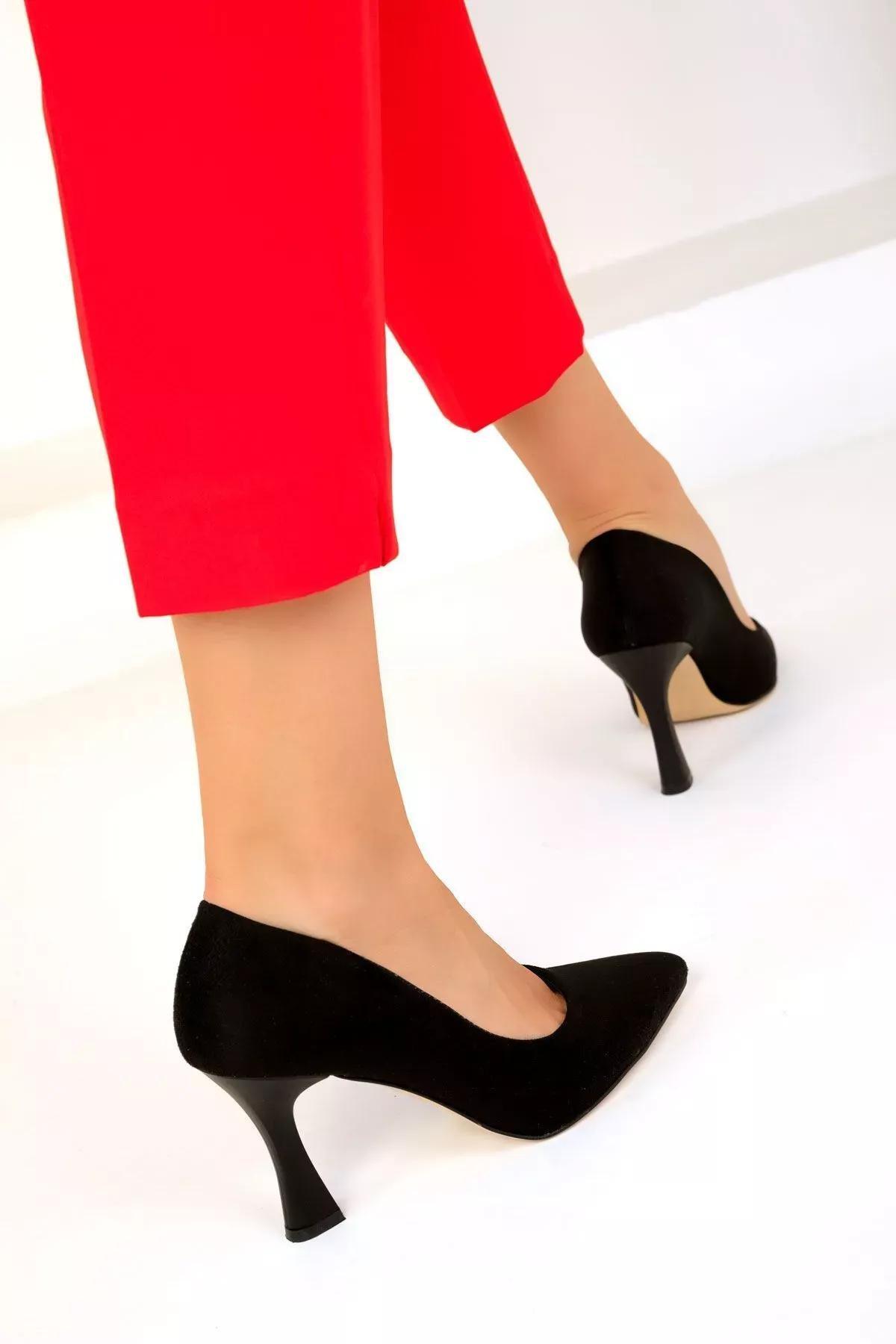 Black Suede Classic Heeled Shoes, , large image number 4