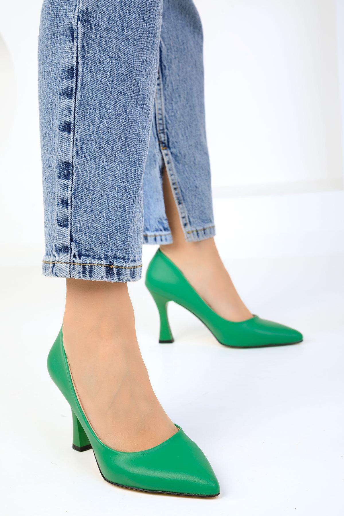 Green Classic Heeled Shoes, , large image number 3