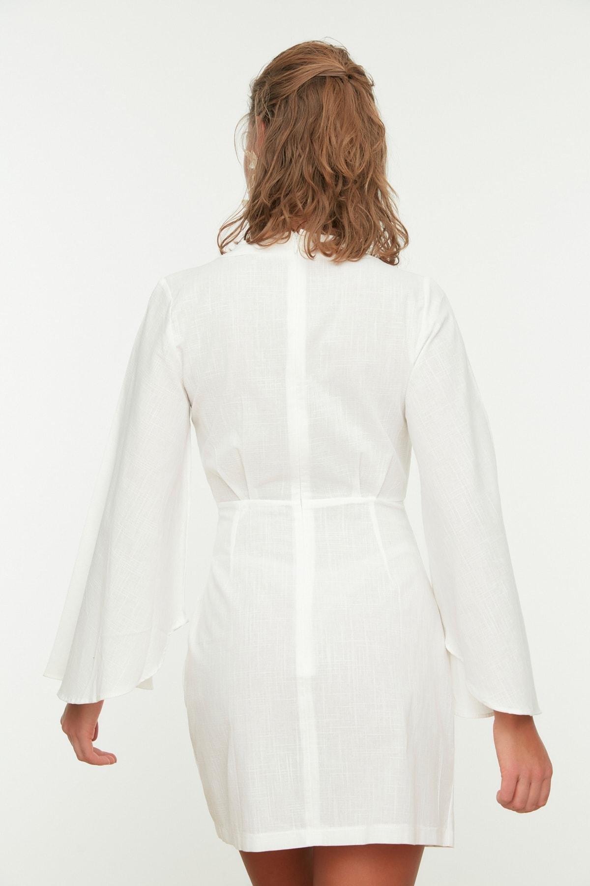 White V-Neck Shift Dress, , large image number 1
