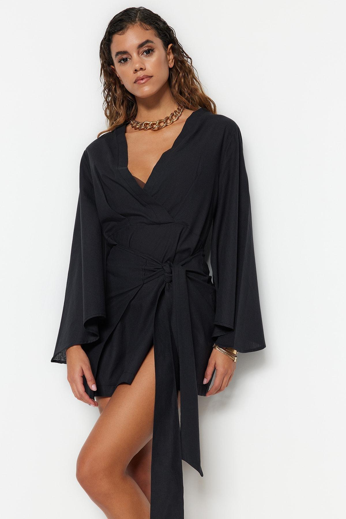 Black V-Neck Bell Sleeve Shift Dress, , large image number 1