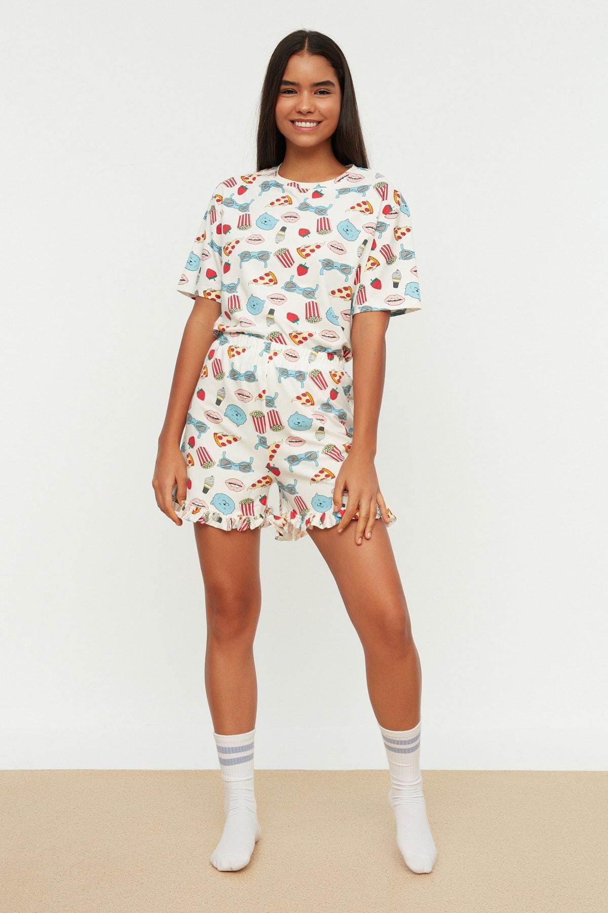 Trendyol - Multicolour Graphic Pajama Set