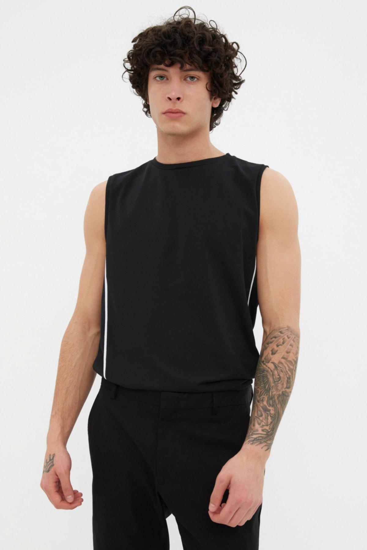 Black Crew Neck Camisole, , medium