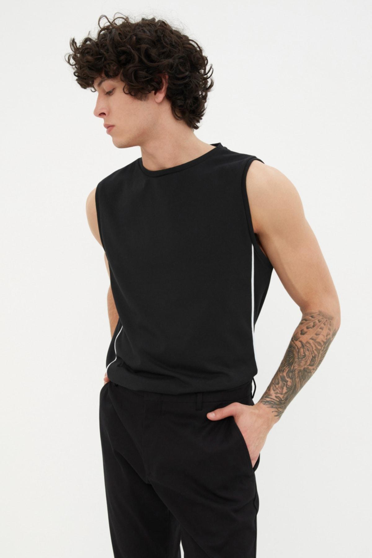 Black Crew Neck Camisole, , large image number 3